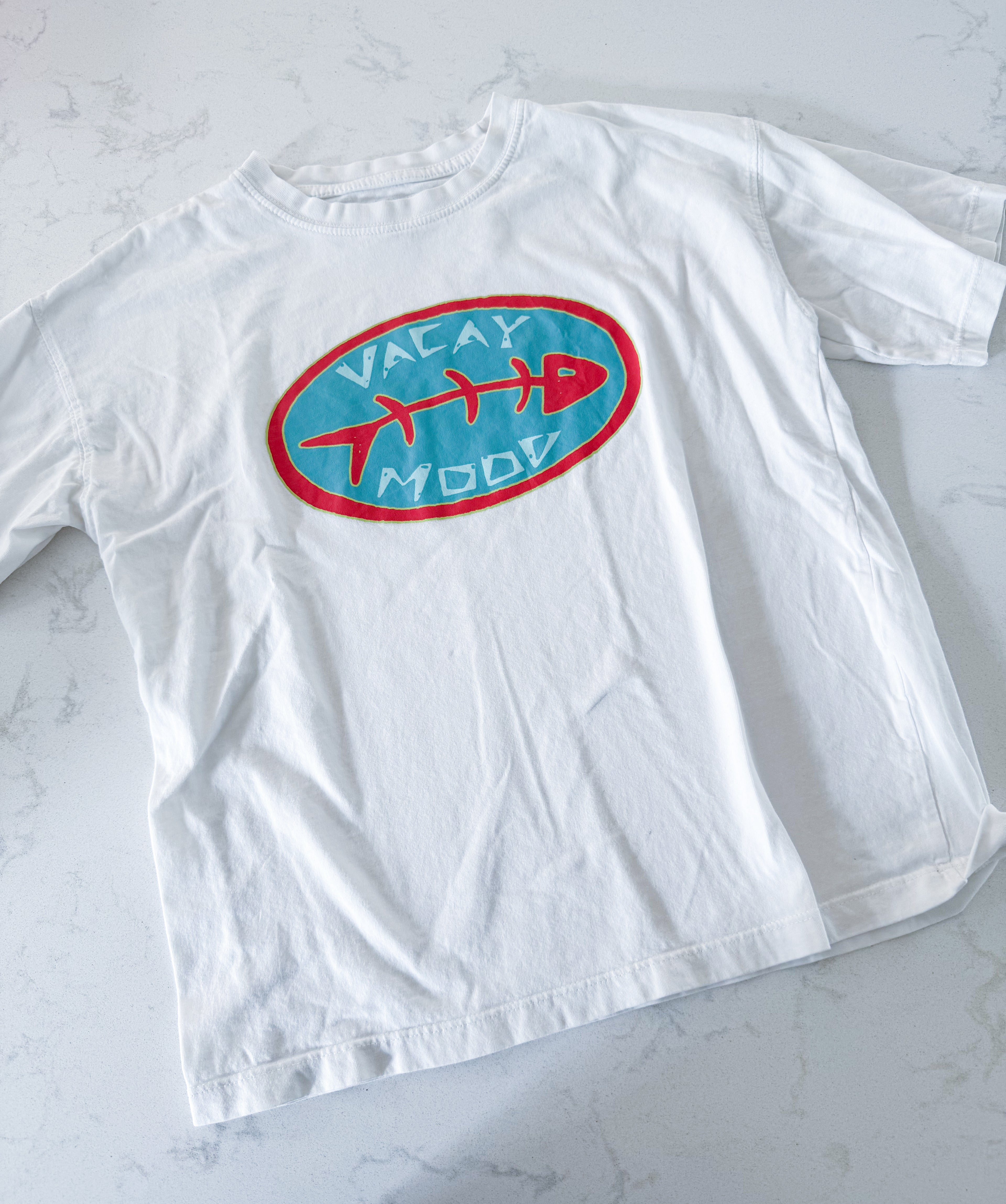 Zara- 8-9Y- PLAY- white t shirt with Vacay mood on front