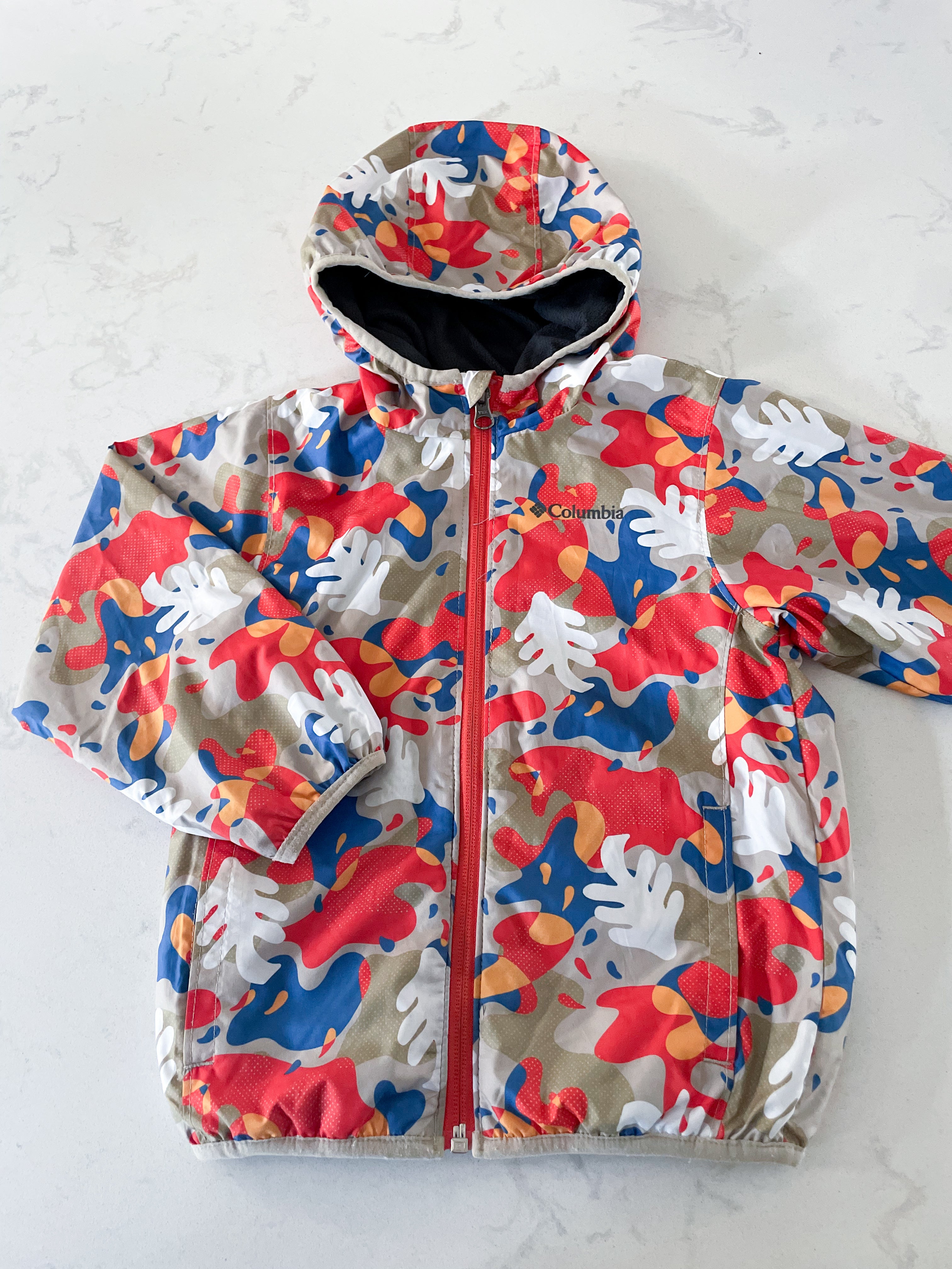Columbia-4T- VGUC- patterned fleece lined jacket
