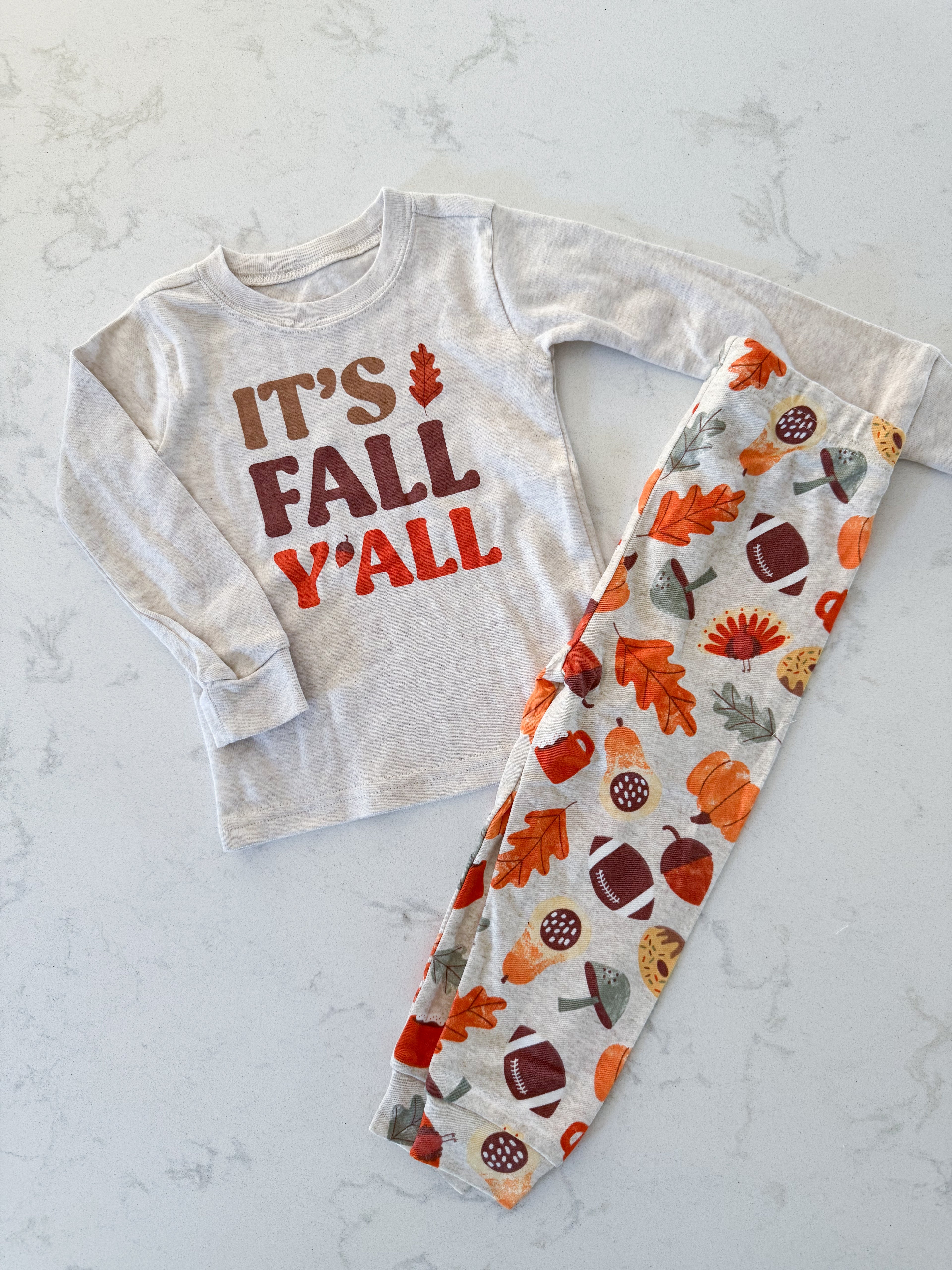 The Children’s Place-9-12m- VGUC- two piece fall jammies