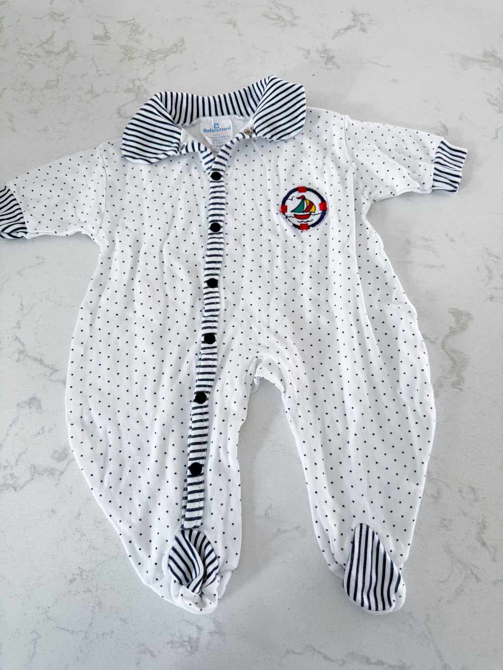 Baby’s Own (1988-1994)- 0-3m- VGUC- vintage snap footie with embroidered sailboat