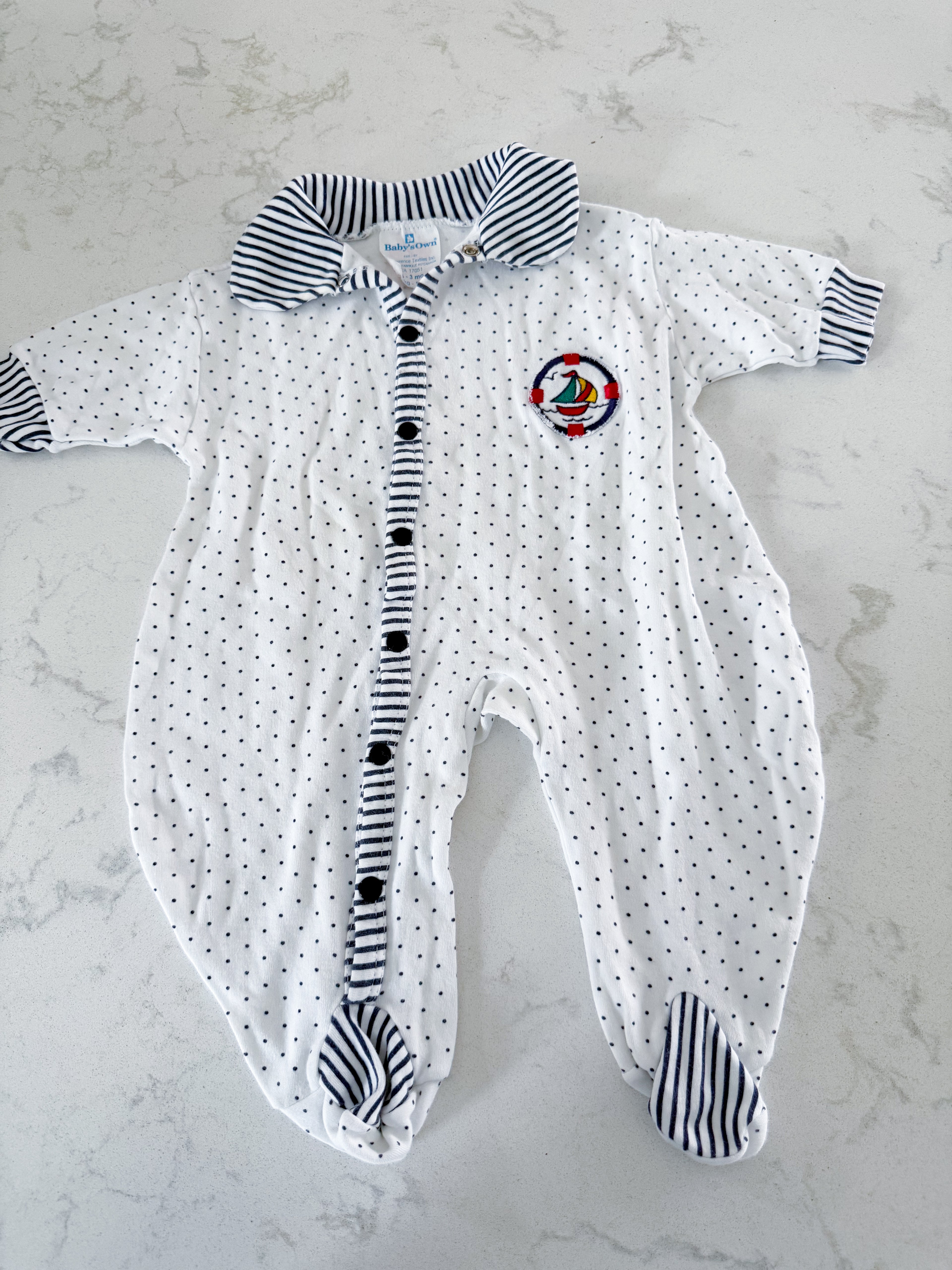 Baby’s Own (1988-1994)- 0-3m- VGUC- vintage snap footie with embroidered sailboat