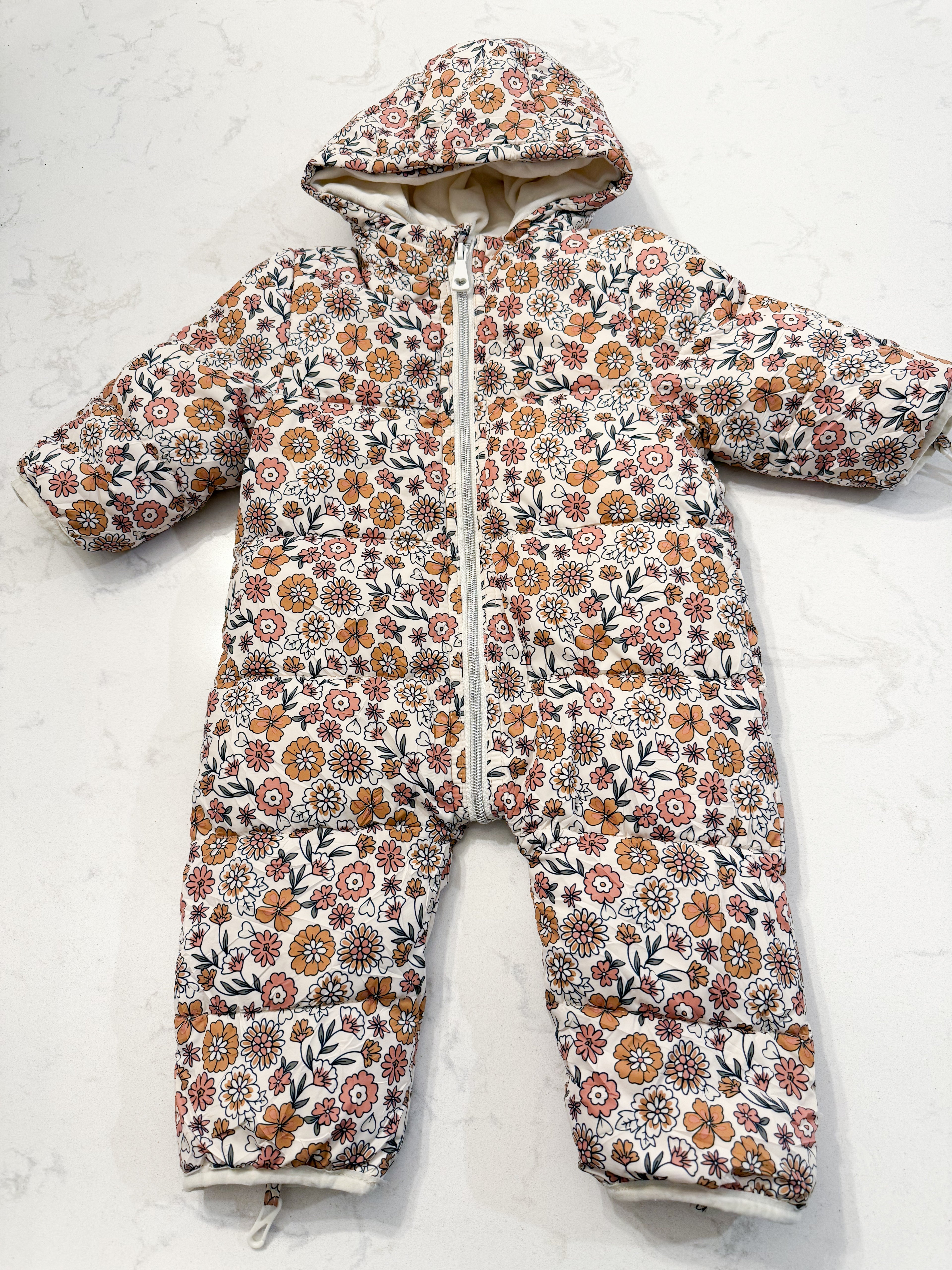Vertbaudet-9m- VGUC- cream coloured floral snowsuit