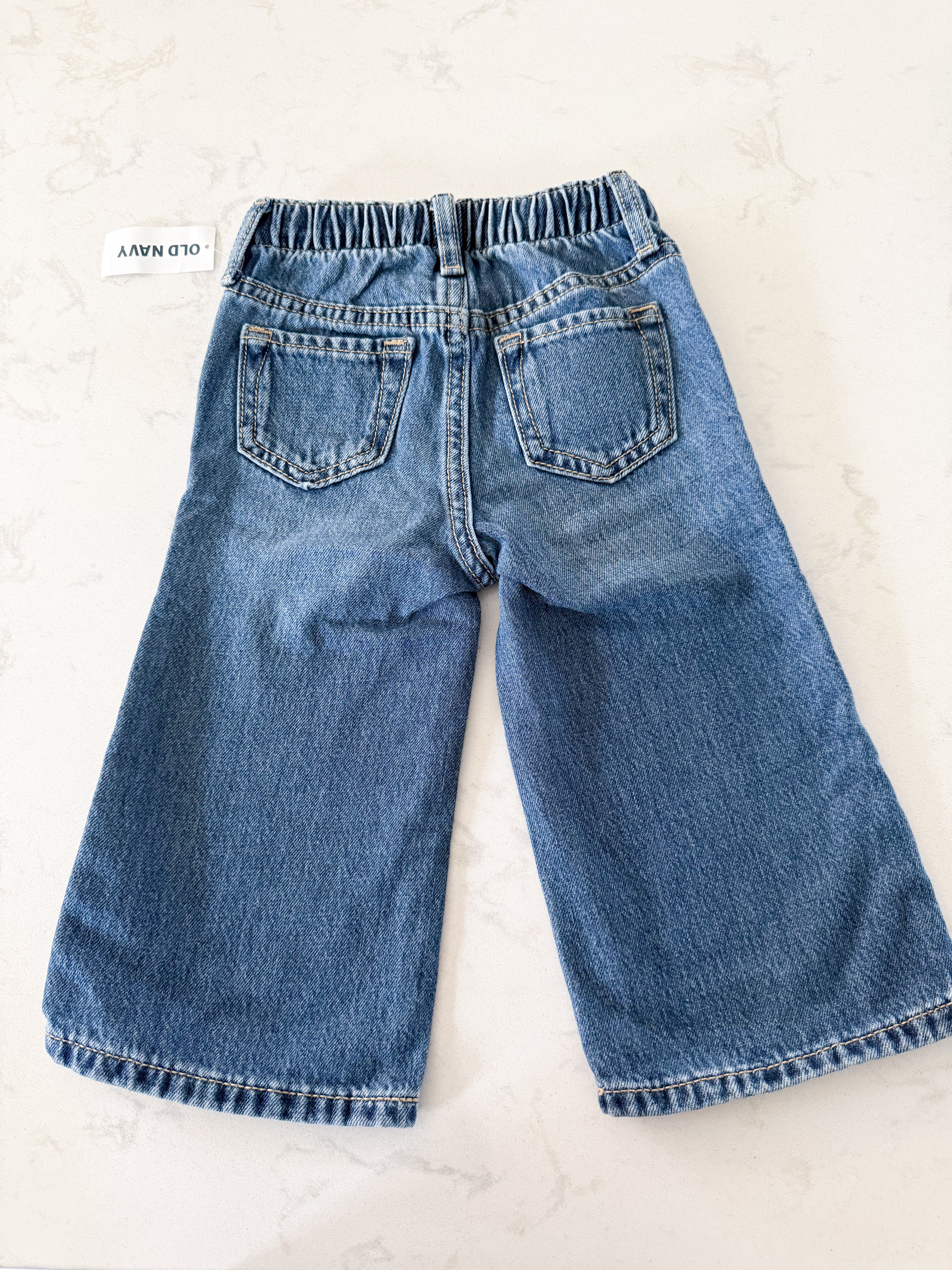 Old Navy- 18-24m- BNWT- wide leg jeans with pockets