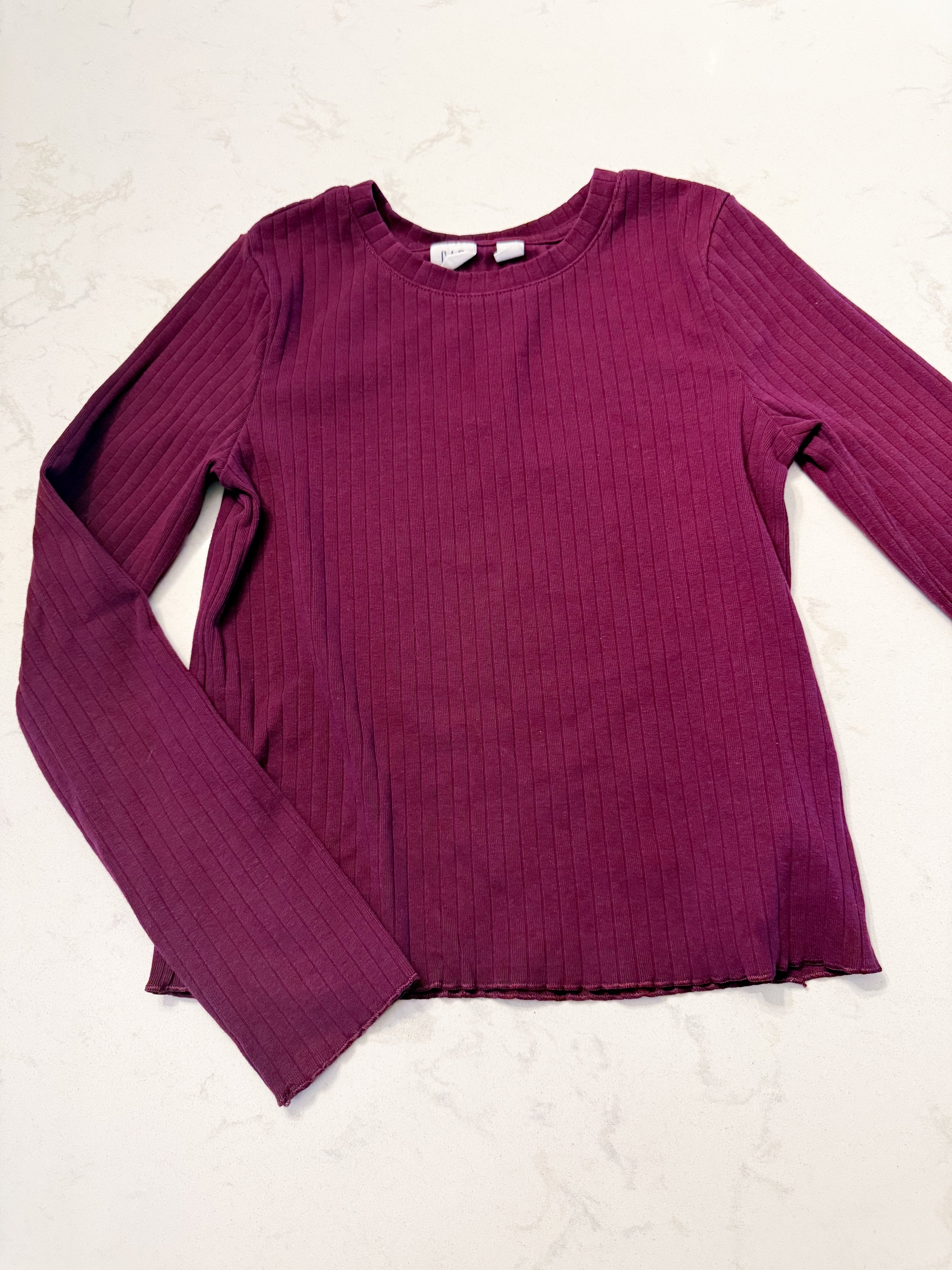 Gap- 8Y- VGUC- dark purple ribbed long sleeve shirt