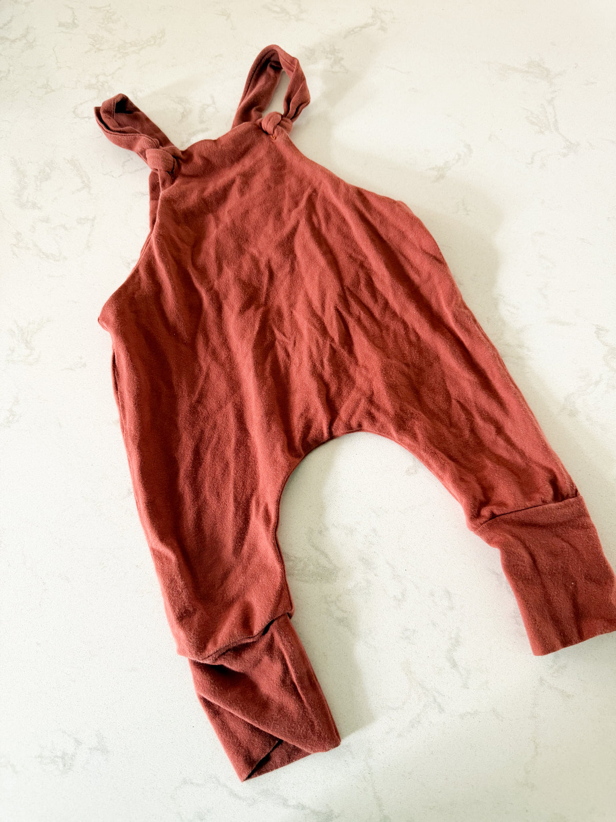Tiny et Moi- 0-12m- GUC- rust coloured cloth overalls