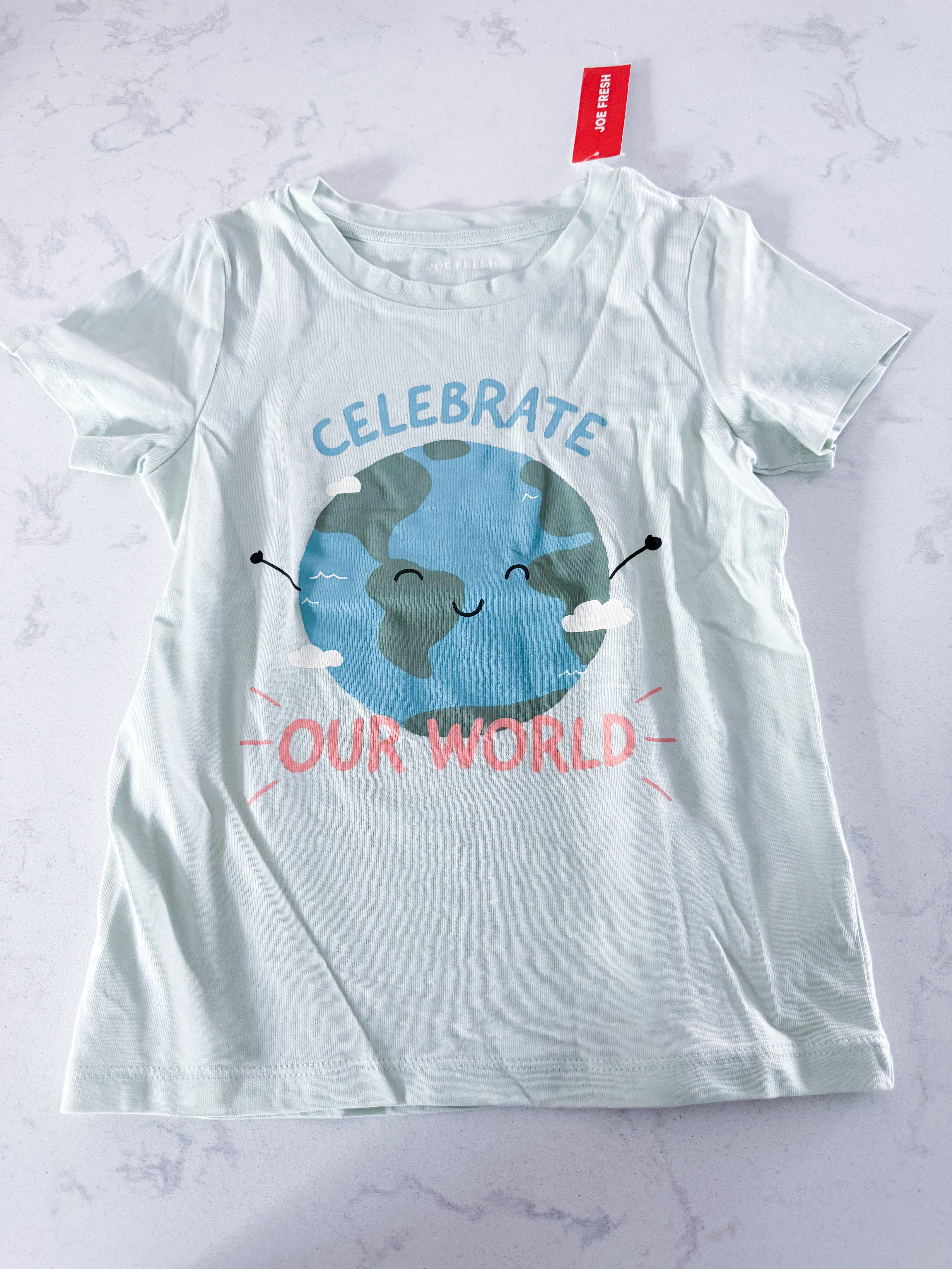 Joe Fresh- 5T- BNWT- mint green t shirt with earth graphic