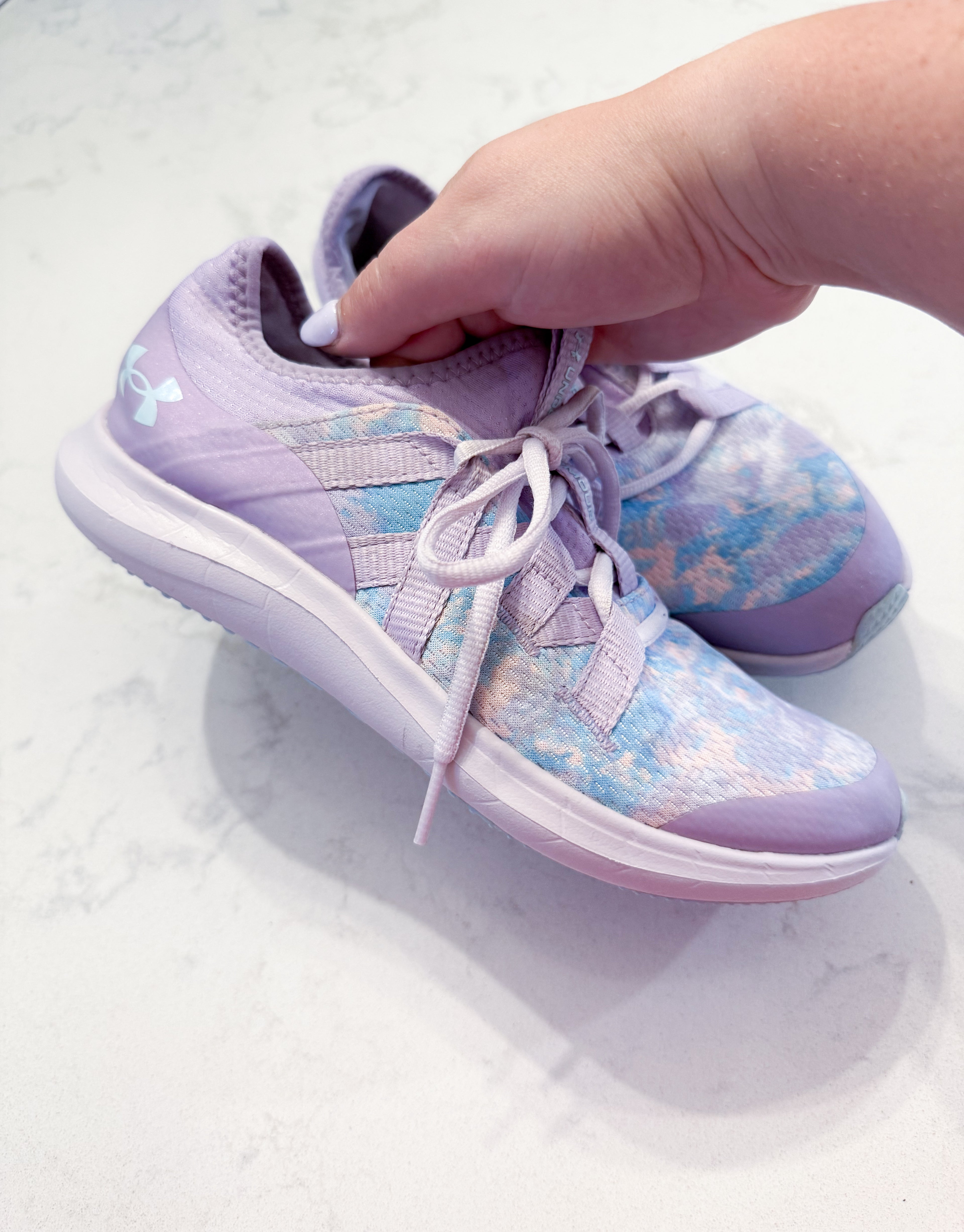 Under Armour- 4.5Y- VGUC- light purple lace up sneakers