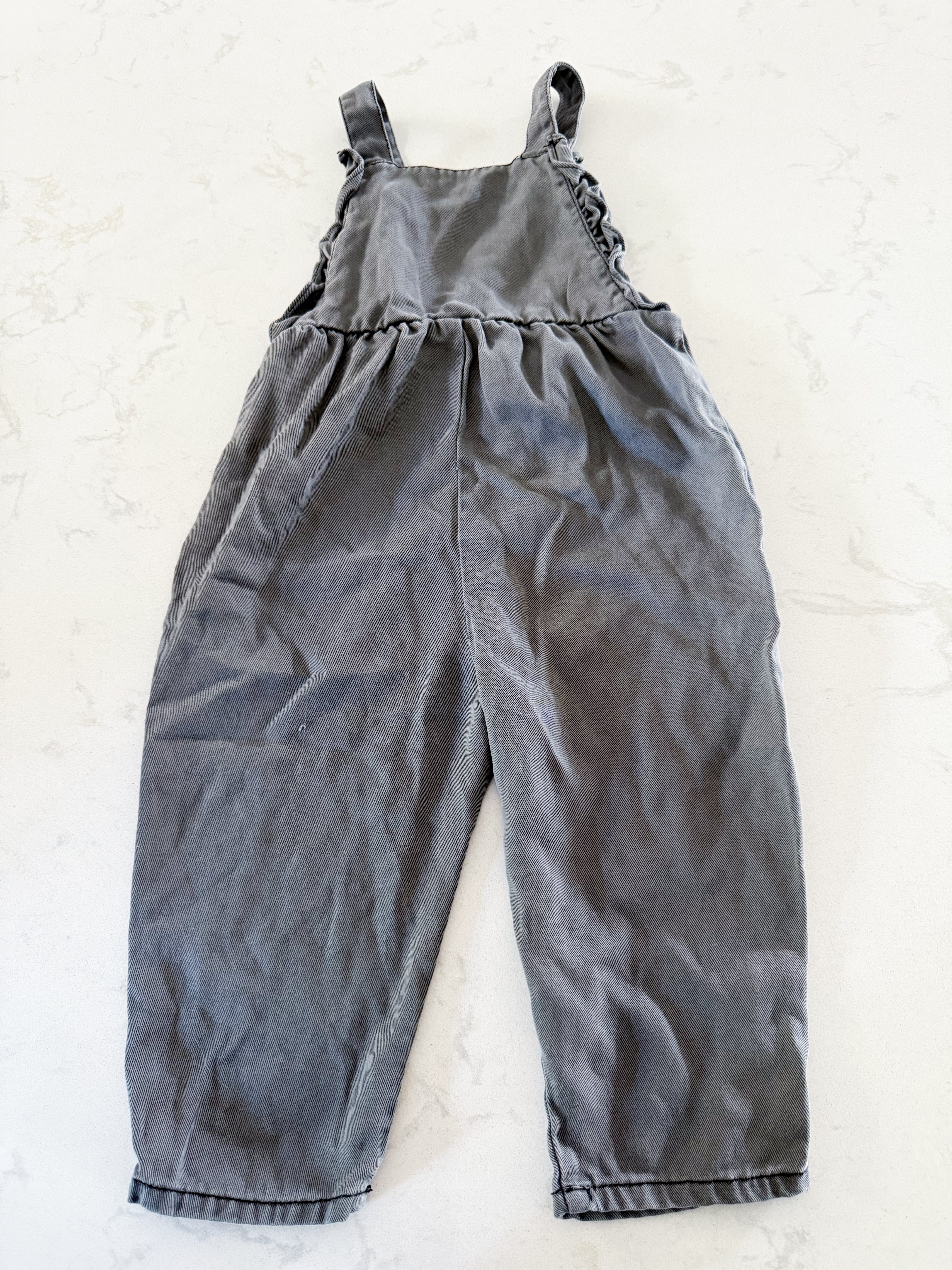 Zara-2-3Y- GUC- grey ruffle slouchy overalls