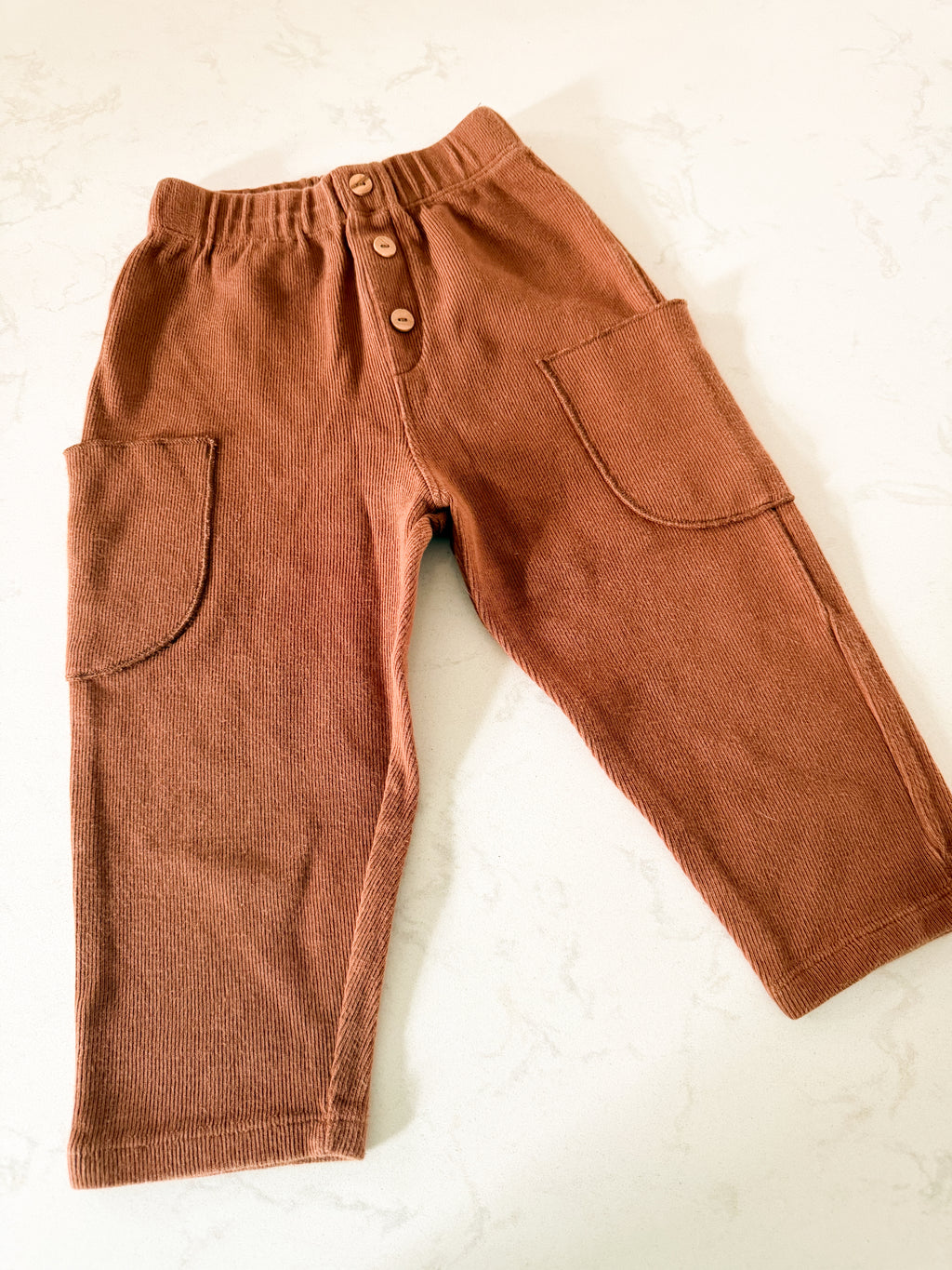 Zara- 4-5Y (fits full length at 3T)- VGUC- brown slouchy pants with pockets