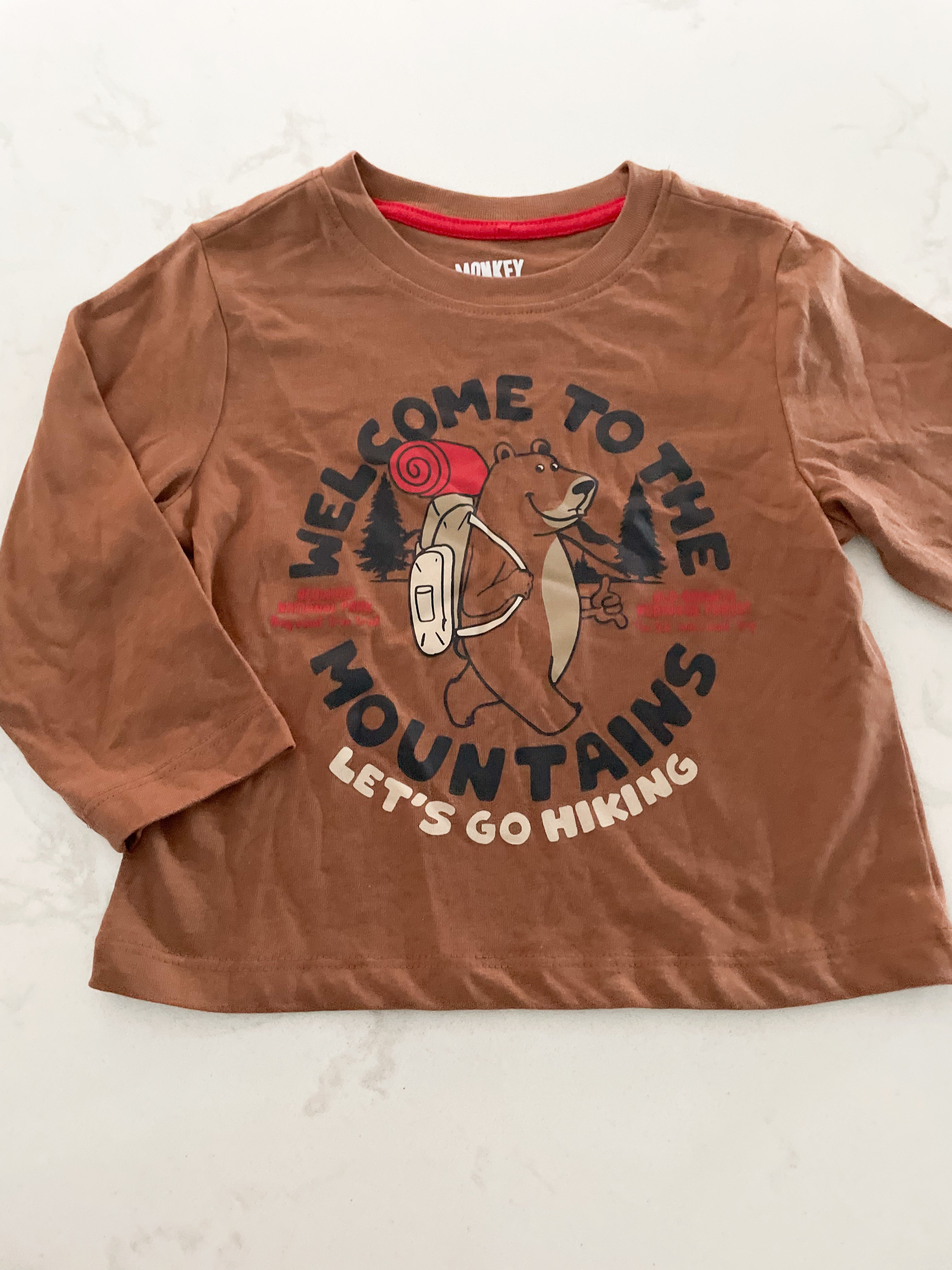 Monkey Bars-2-3Y-VGUC- long sleeve brown shirt with hiking bear on front