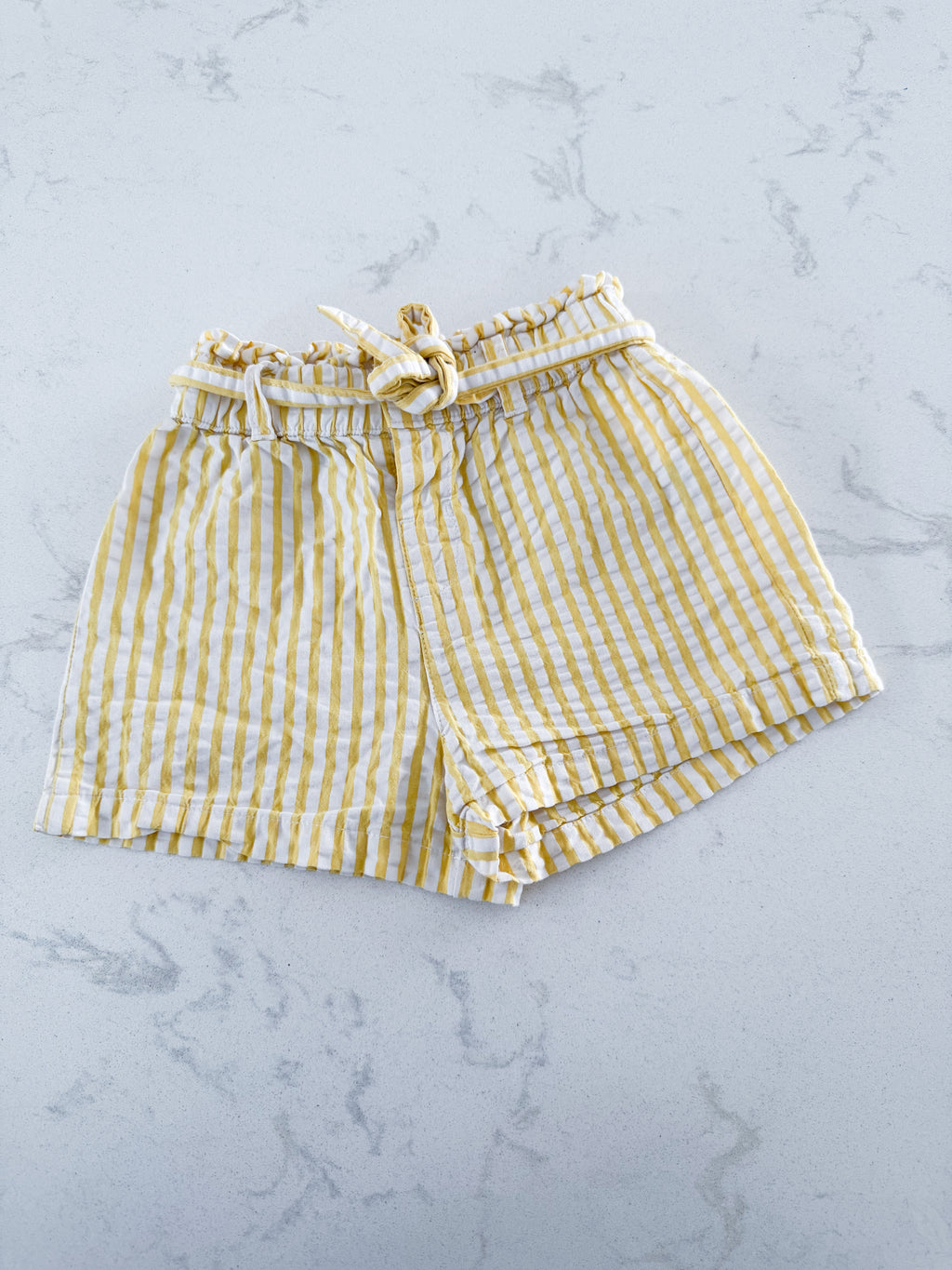 Kiabi- 24m- VGUC- yellow and white striped high waisted linen shorts