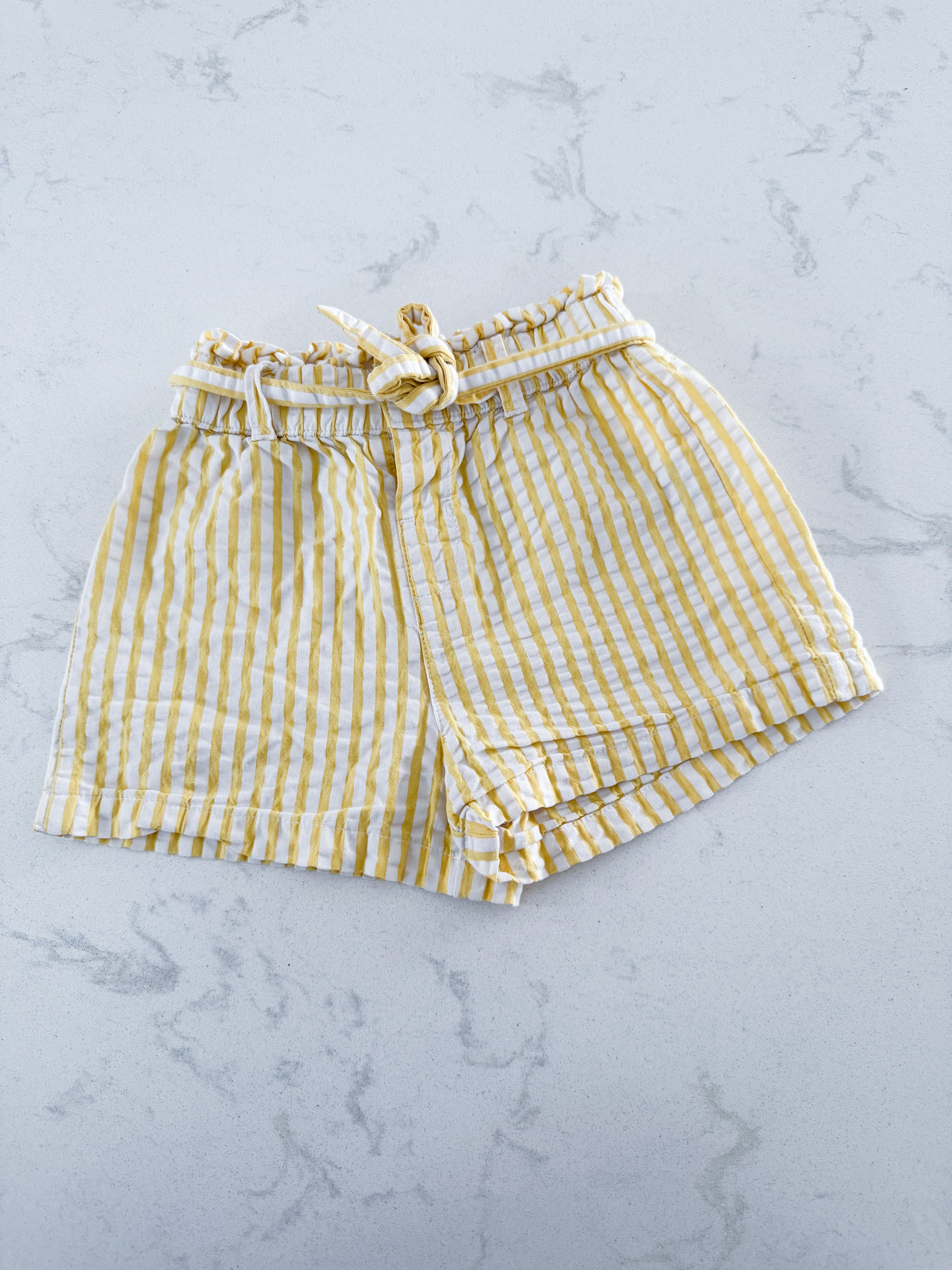 Kiabi- 24m- VGUC- yellow and white striped high waisted linen shorts