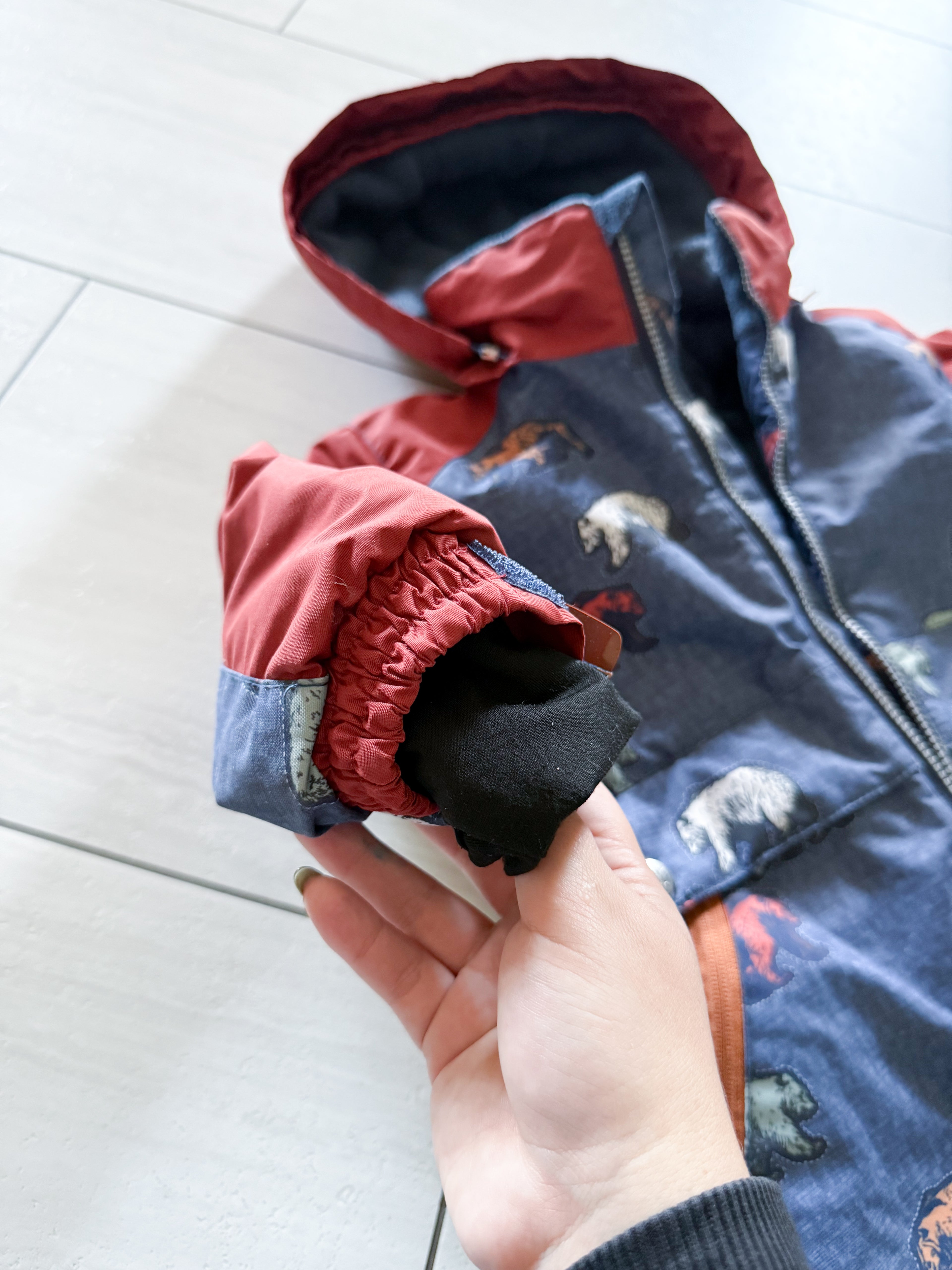 Deux Par Deux- 3T- VGUC- rust brown and blue snow suit with bears