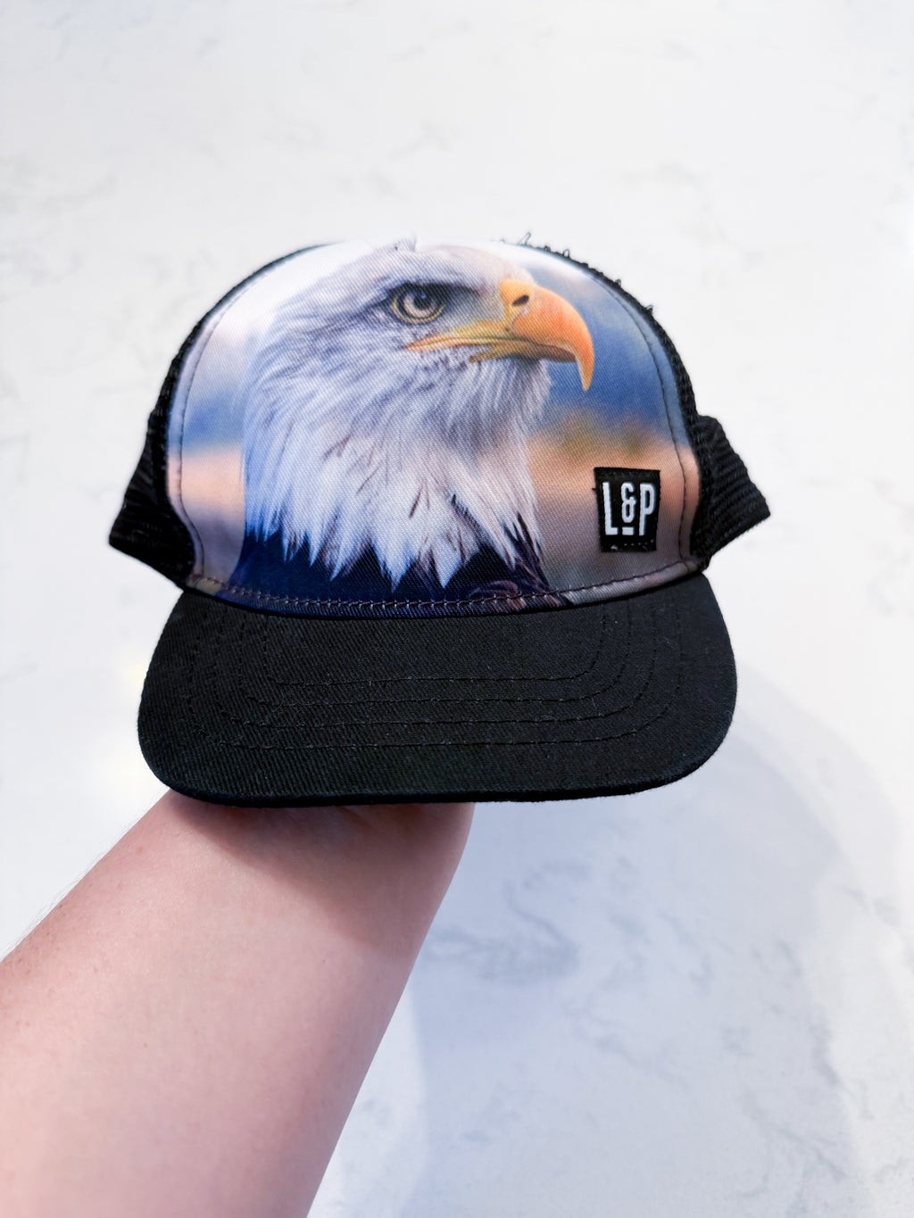 L&P- 6-24m- VGUC- mesh SnapBack with eagle