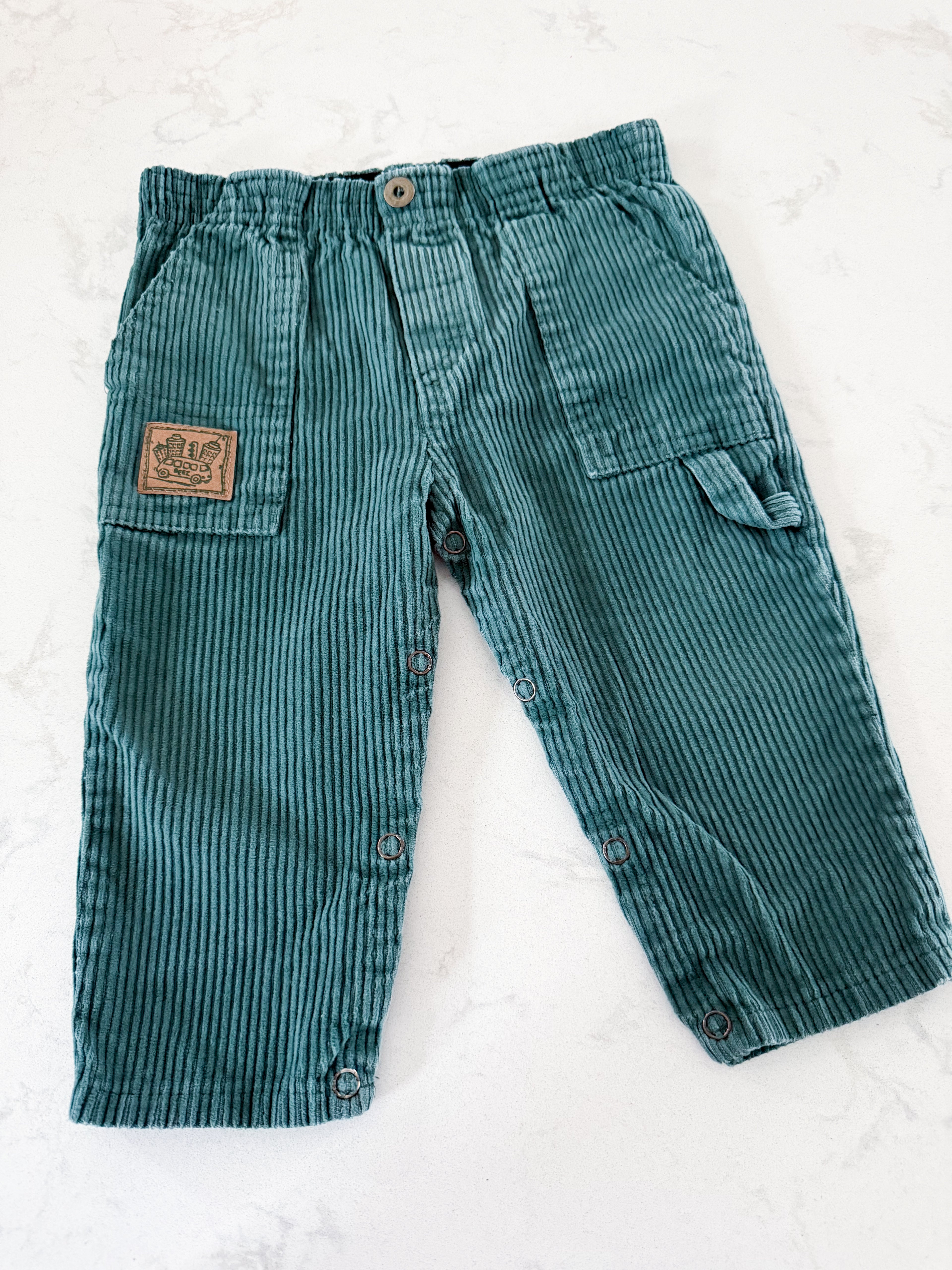 Mode Beez(1990-1996)- 18m- GUC- dark green corduroy pants with leather patch
