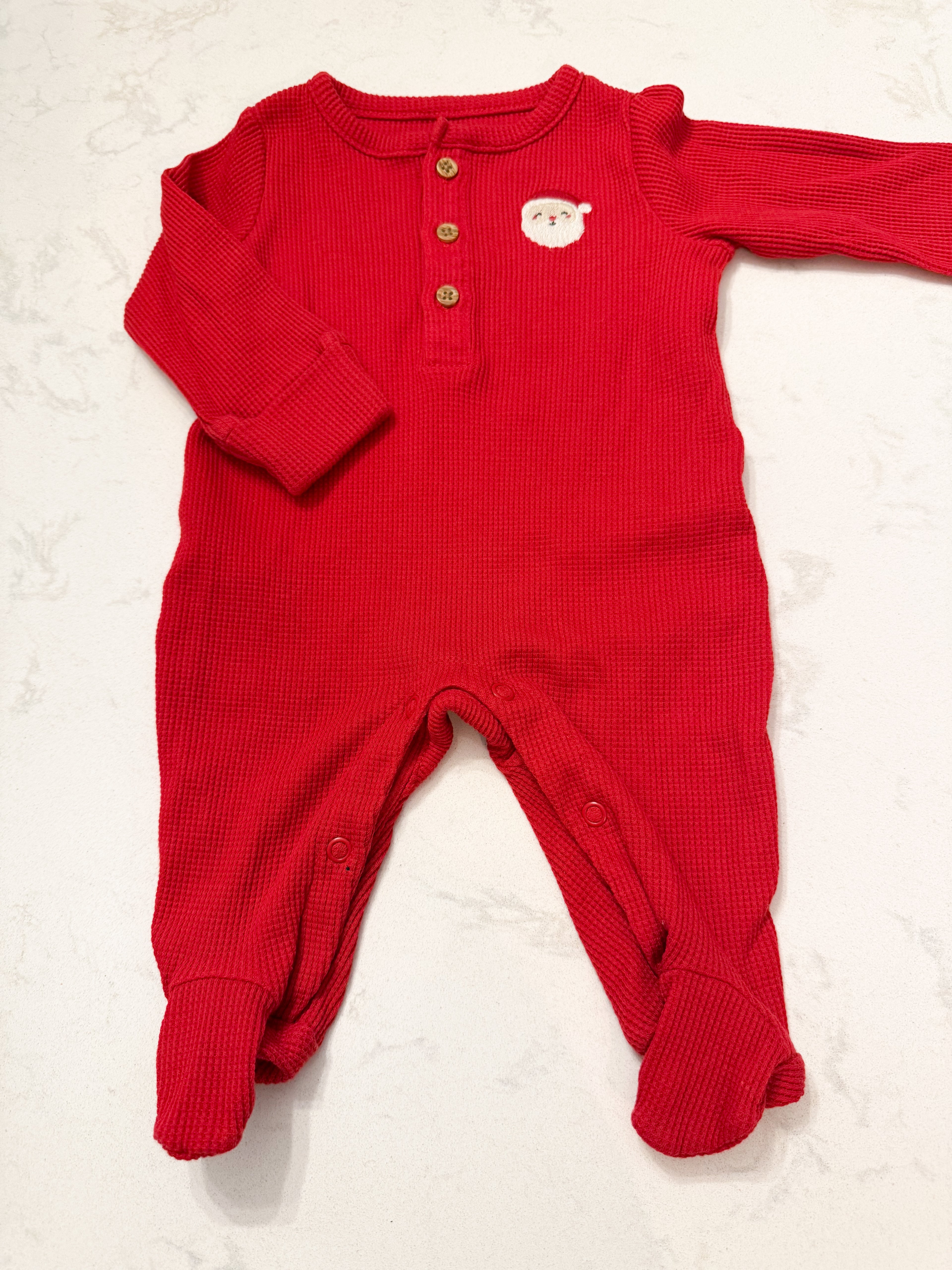 Carter’s- 3m- VGUC- red waffle knit Jammies with Santa