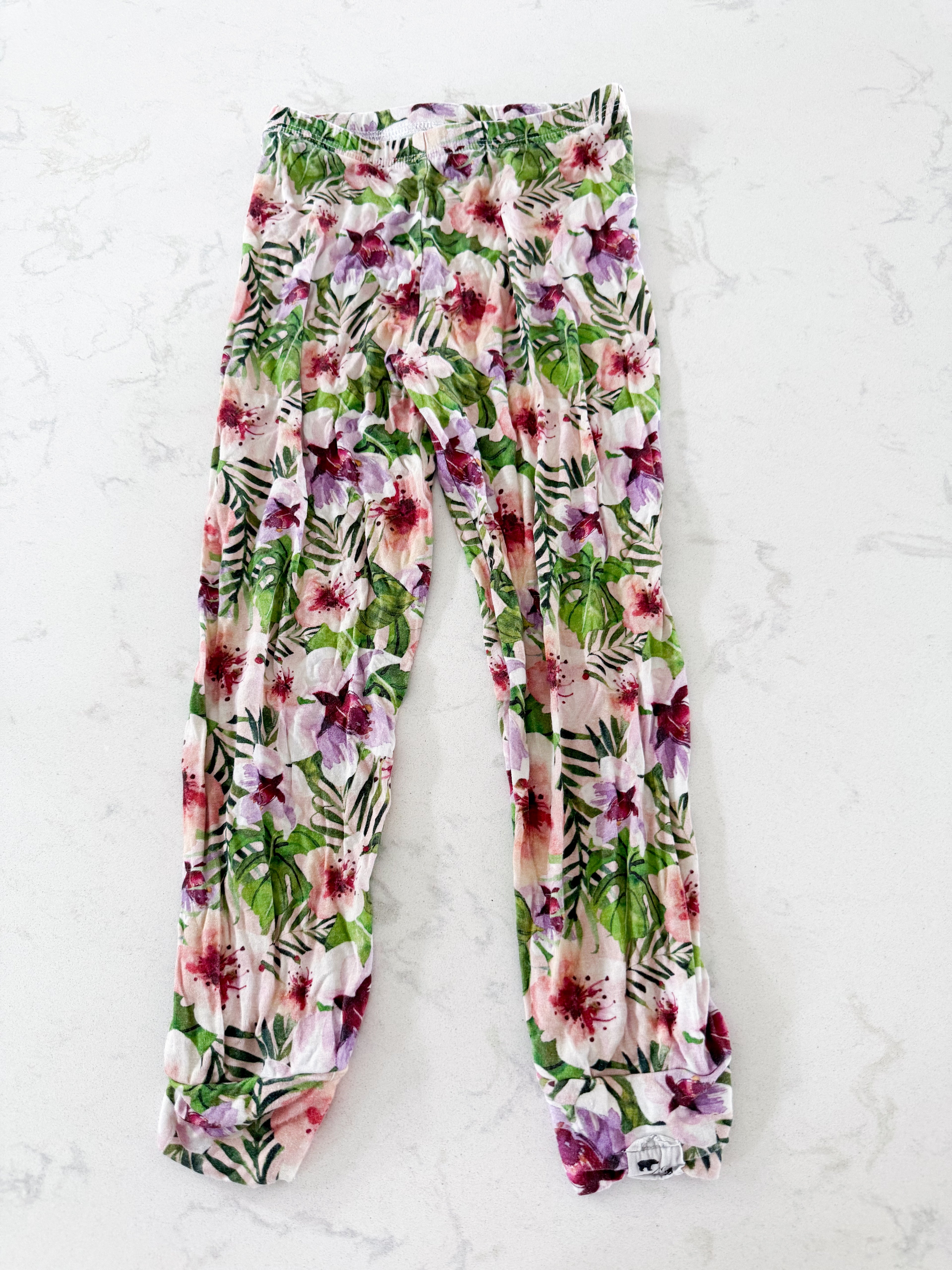 Bear & Roo- 4T- GUC- bamboo floral leggings