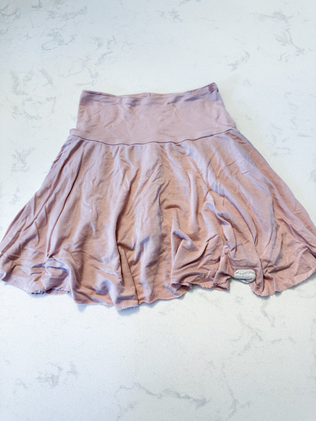 Bear and Roo- 5T- VGUC- light pink bamboo skirt with attached shorts