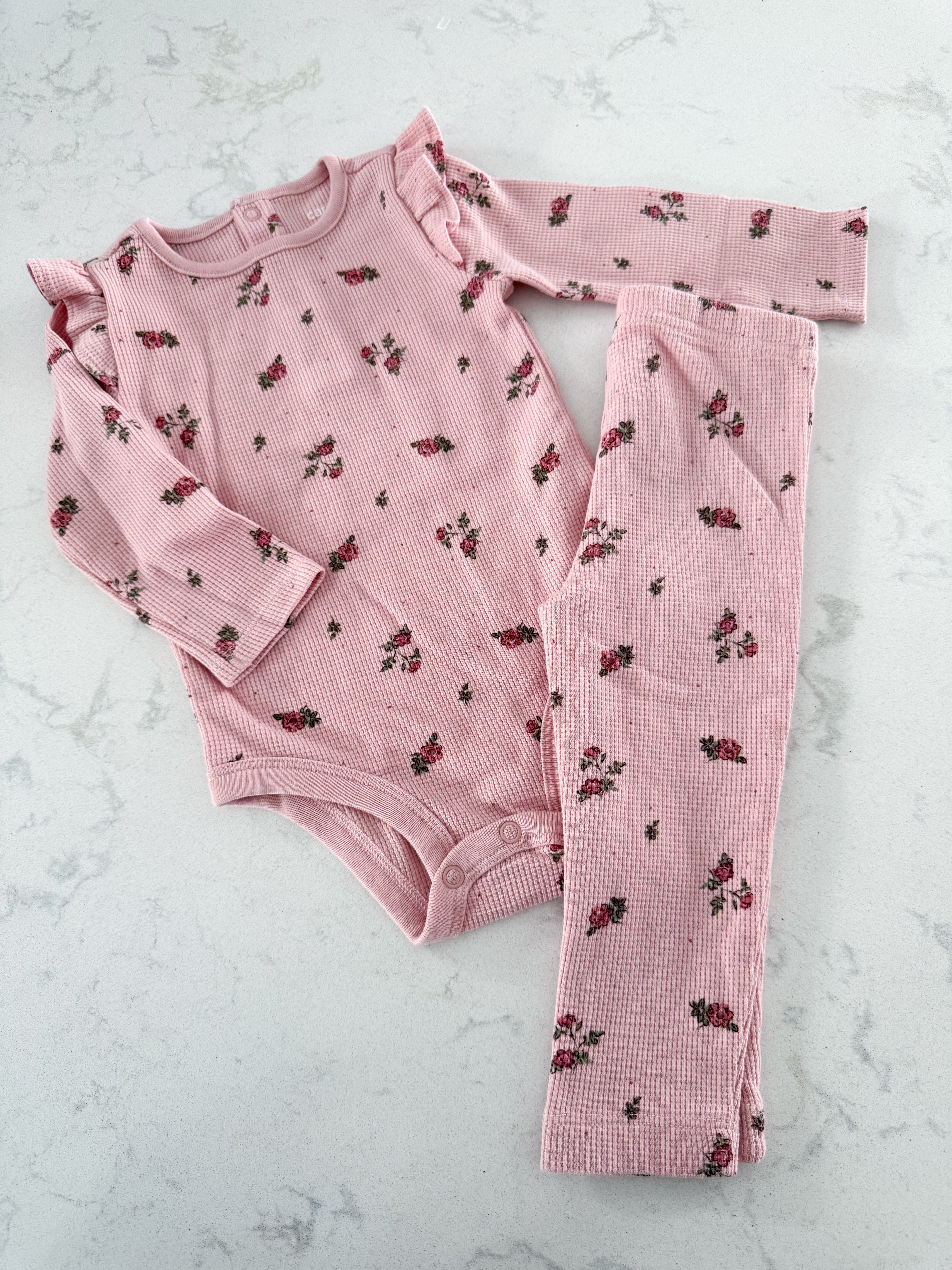 Carters- 12m- EUC- dusty pink waffle knit two piece set with floral pattern and ruffled sleeves
