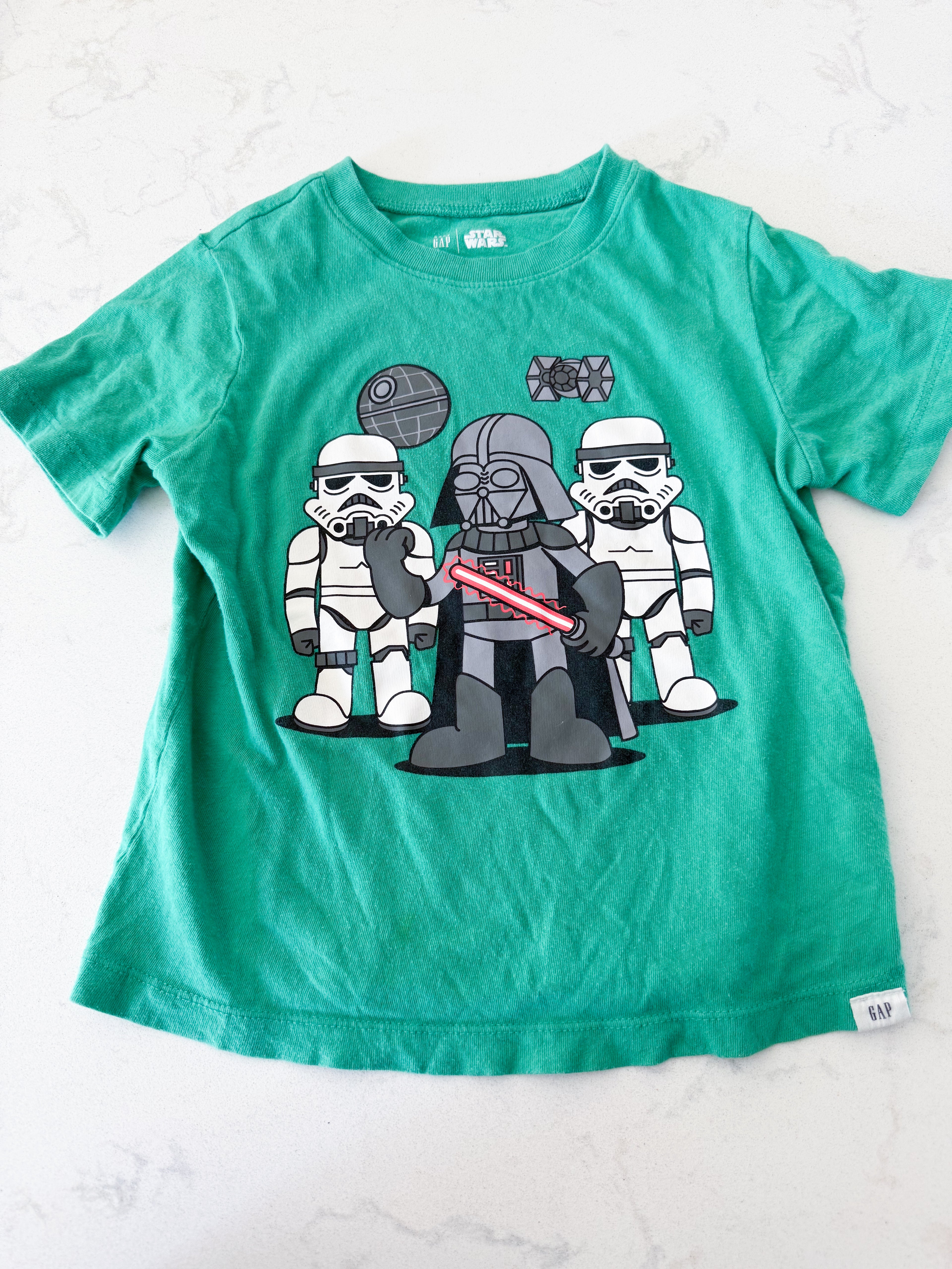 Baby Gap- 4T- GUC- green t shirt with Star Wars cartoon graphic