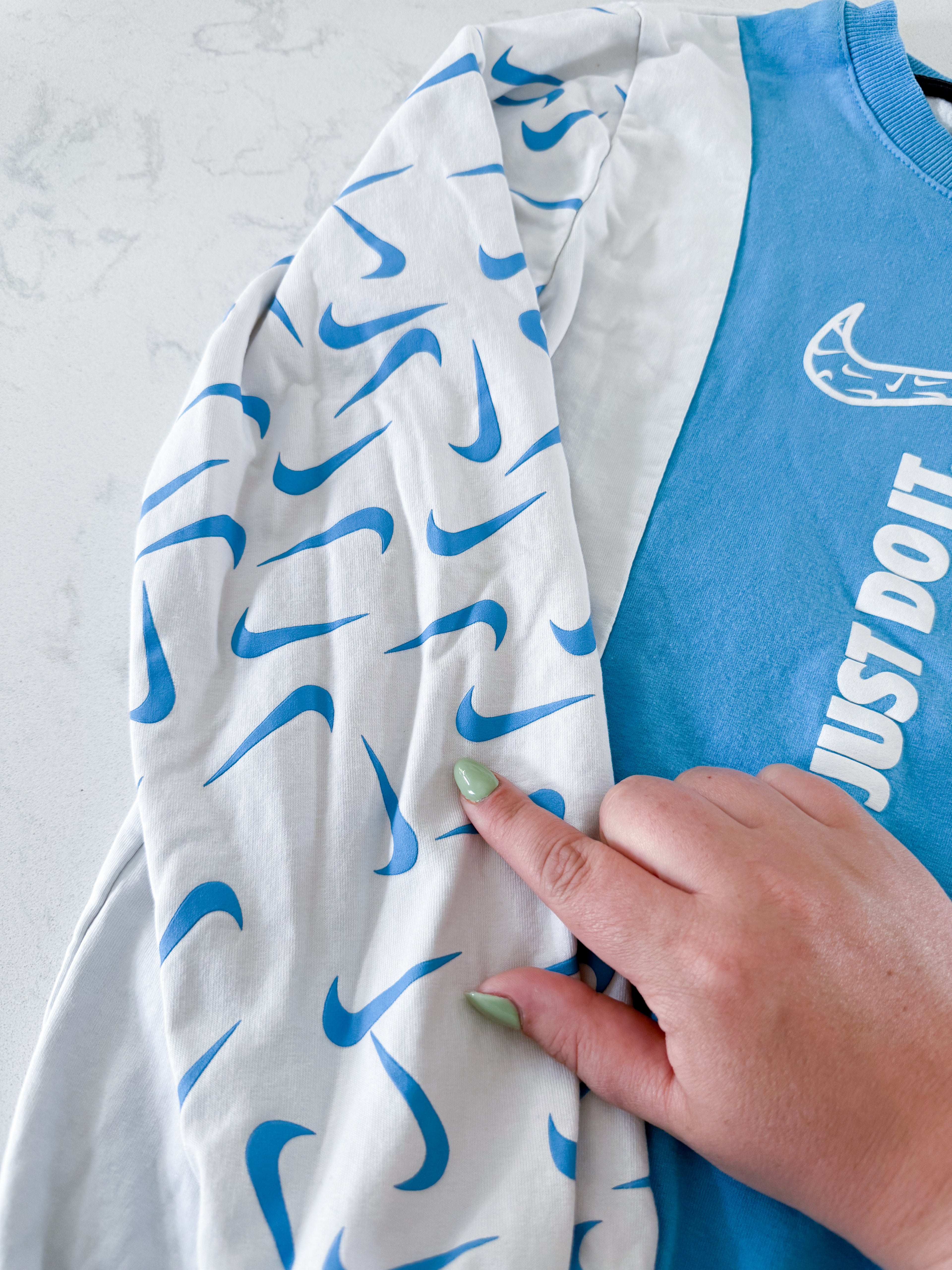 Nike- 13-14Y- PLAY- white and light blue crewneck sweater with logo all over