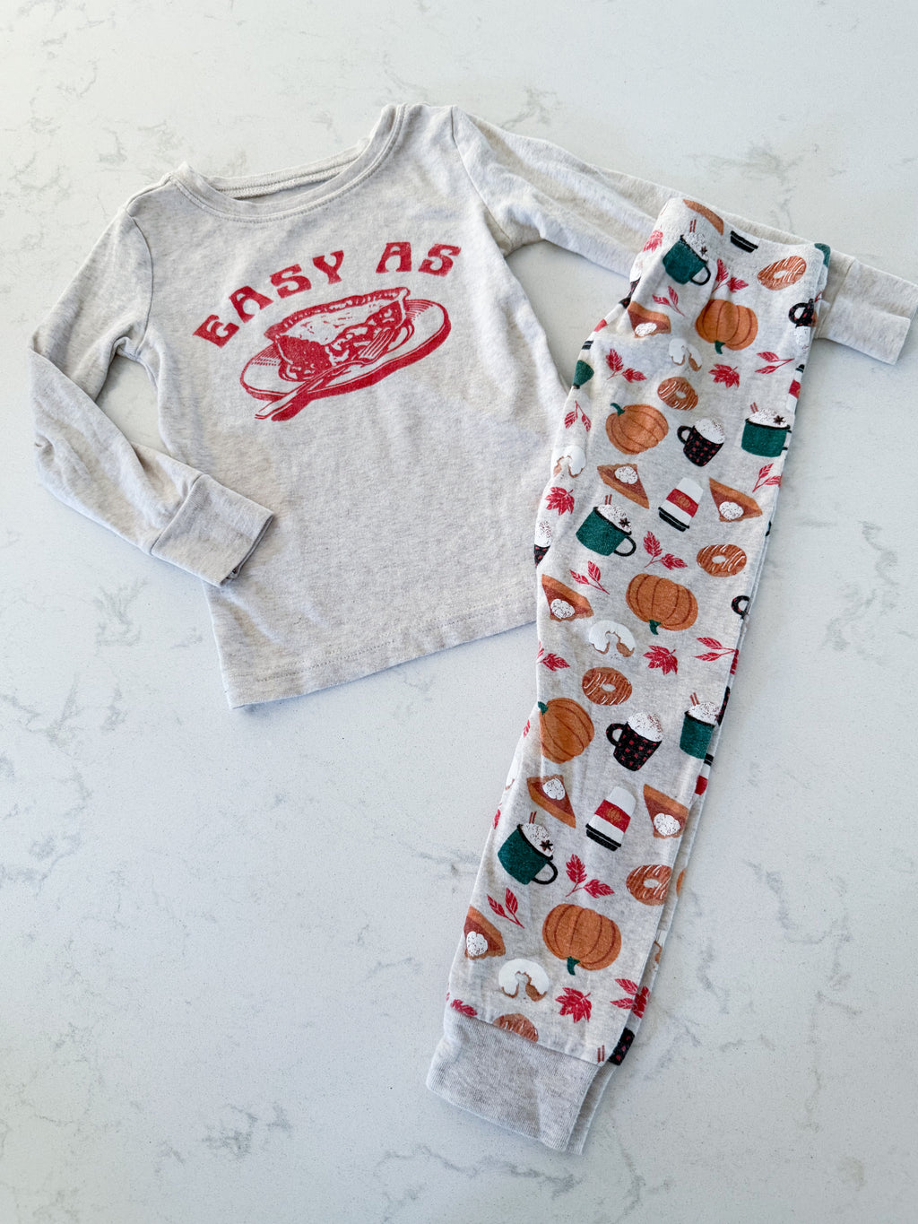 Old Navy- 3T- GUC- easy as pie jammies