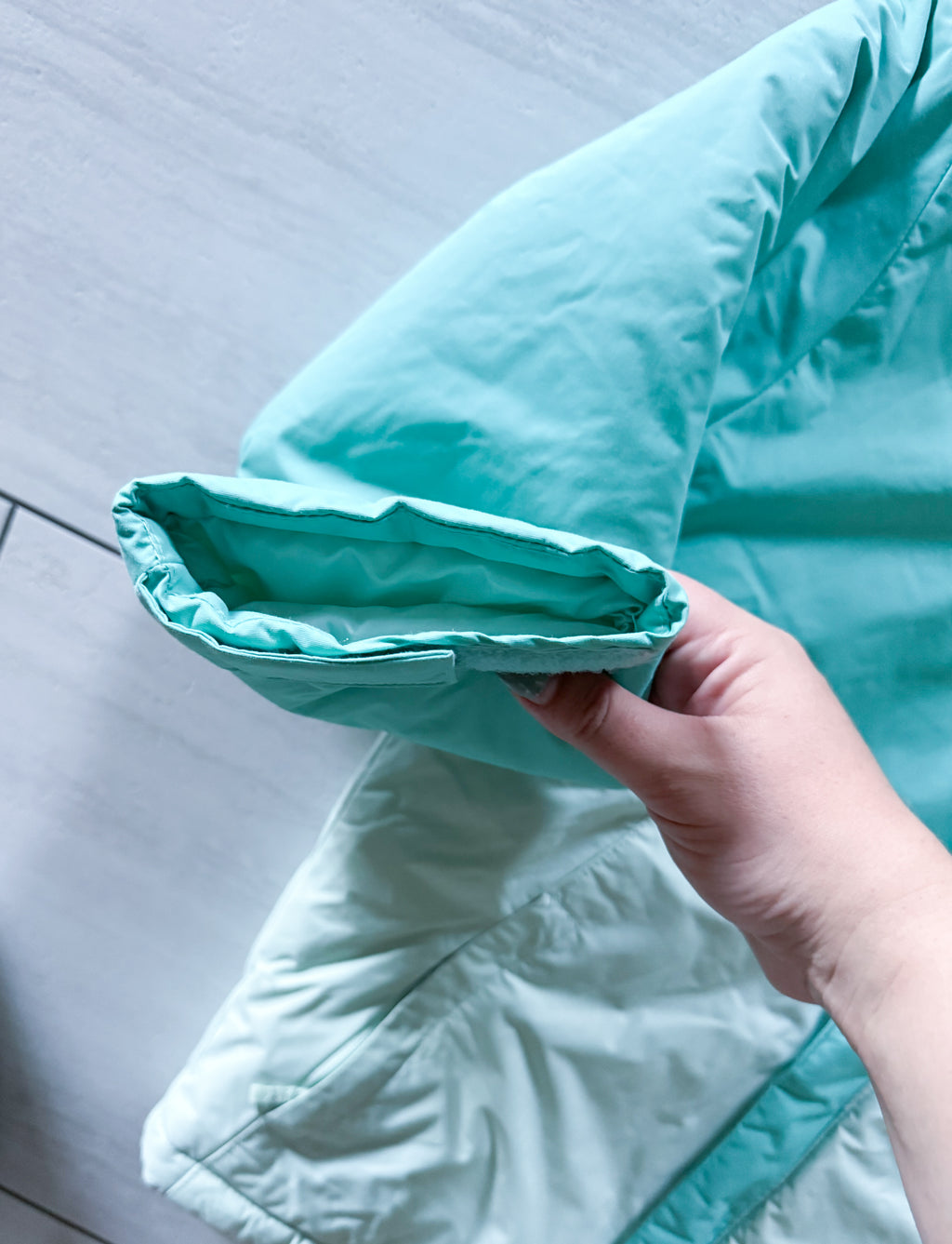 Columbia- 8Y- PLAY- light green two shade winter coat