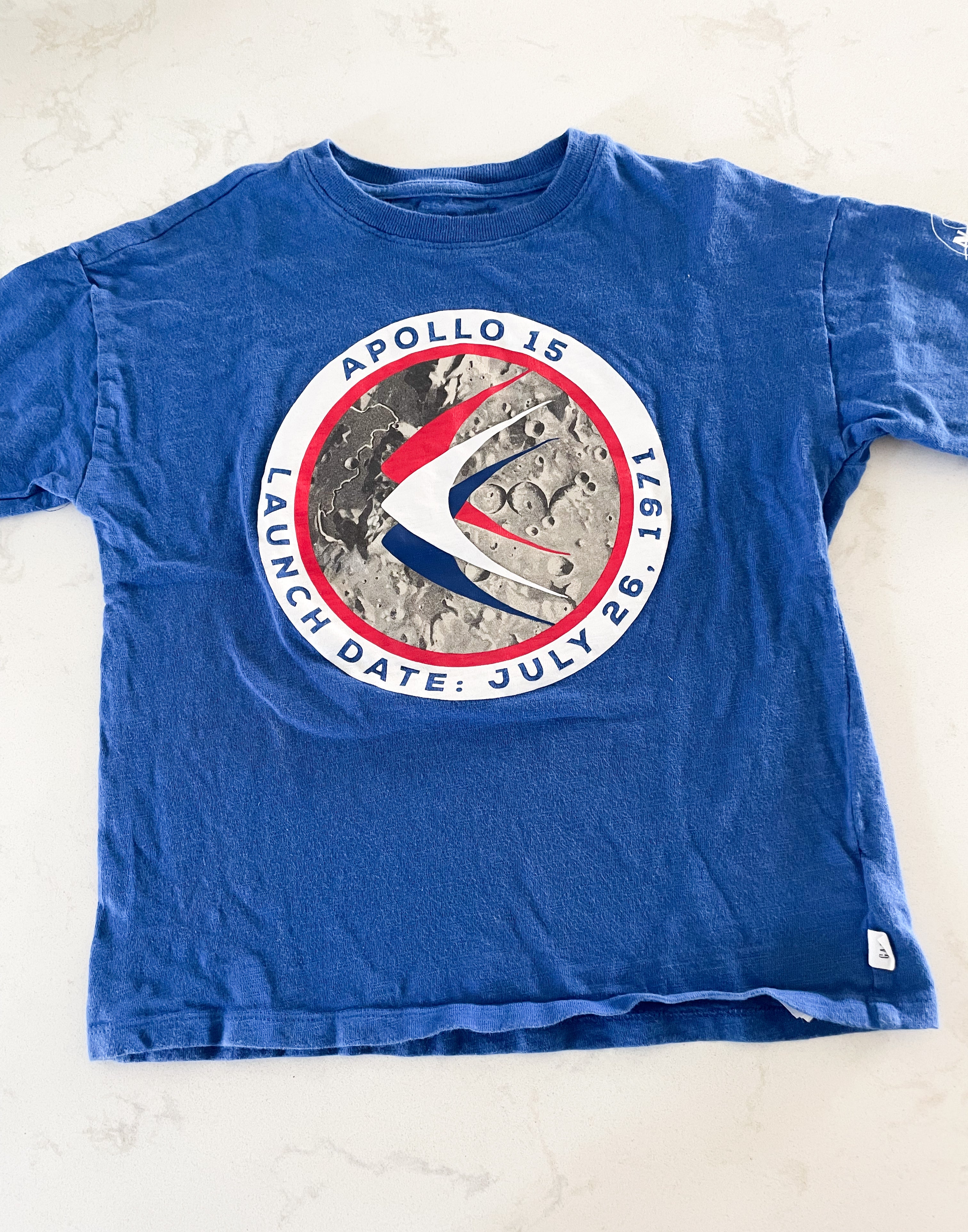 Gap Kids-6-7Y- GUC- blue t shirt with space graphic