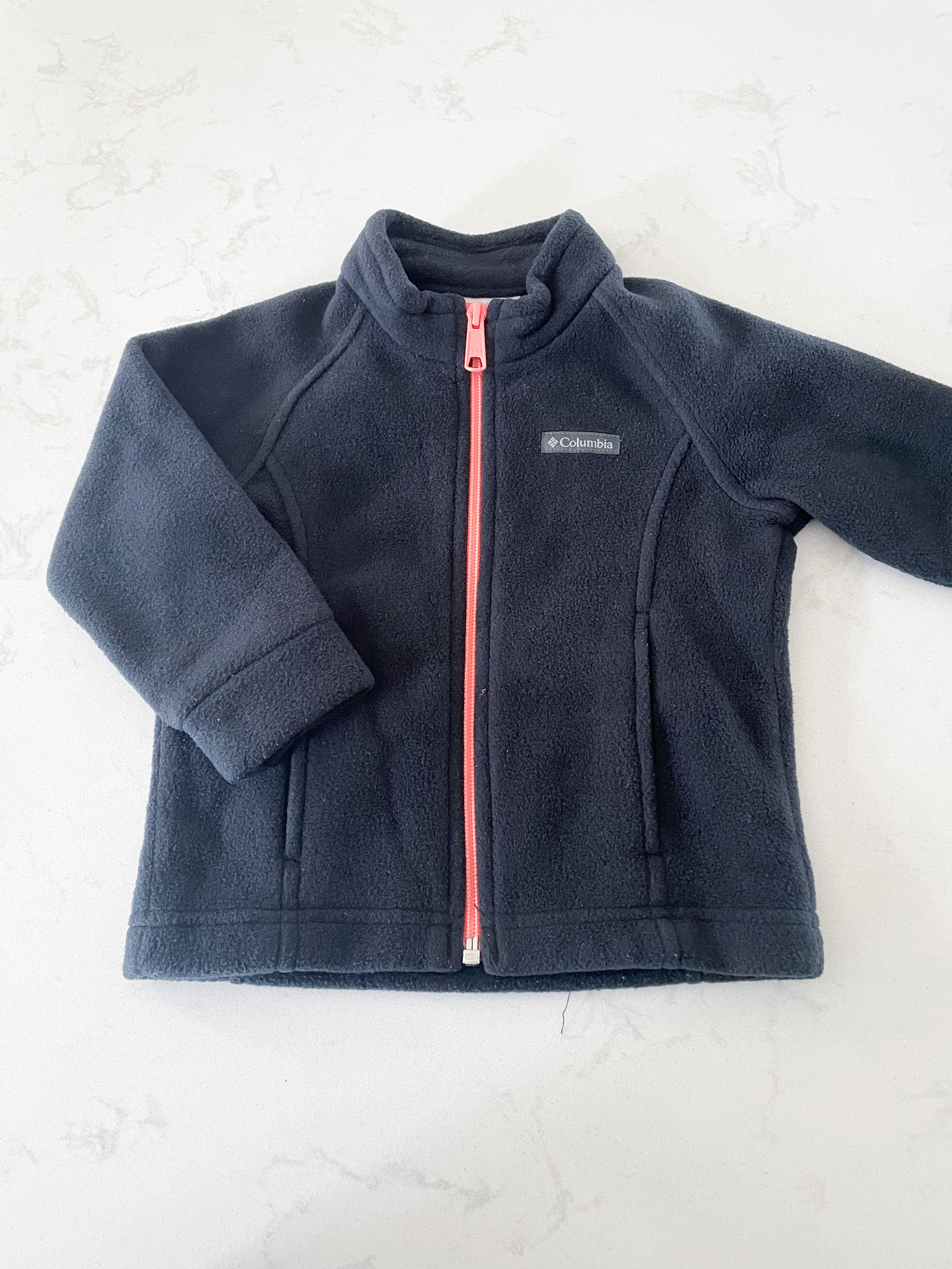 Columbia- 2T-GUC-black fleece zip up
