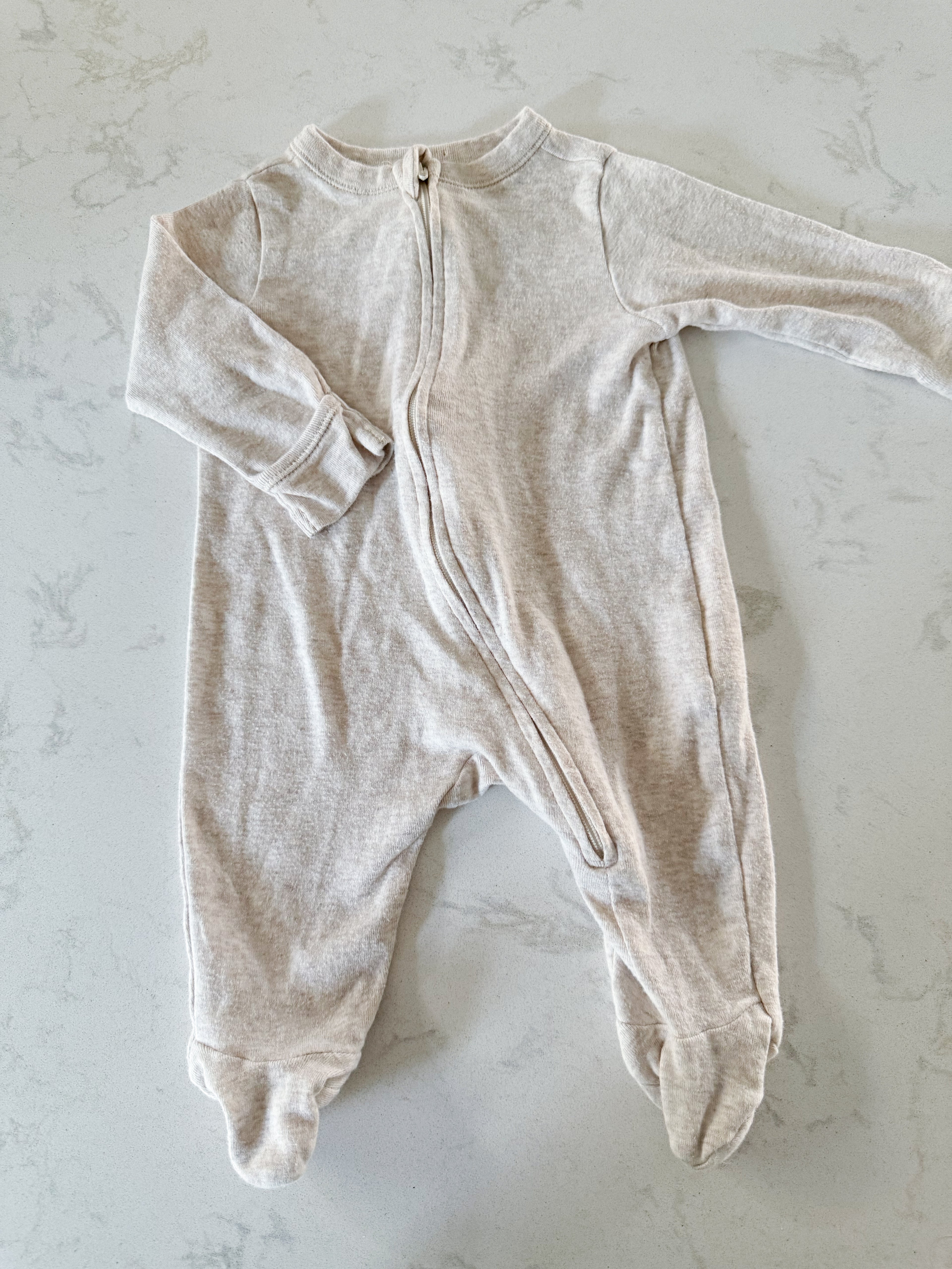 Old Navy- 0-3m- GUC- creamy greyish brown footie pajamas with zipper