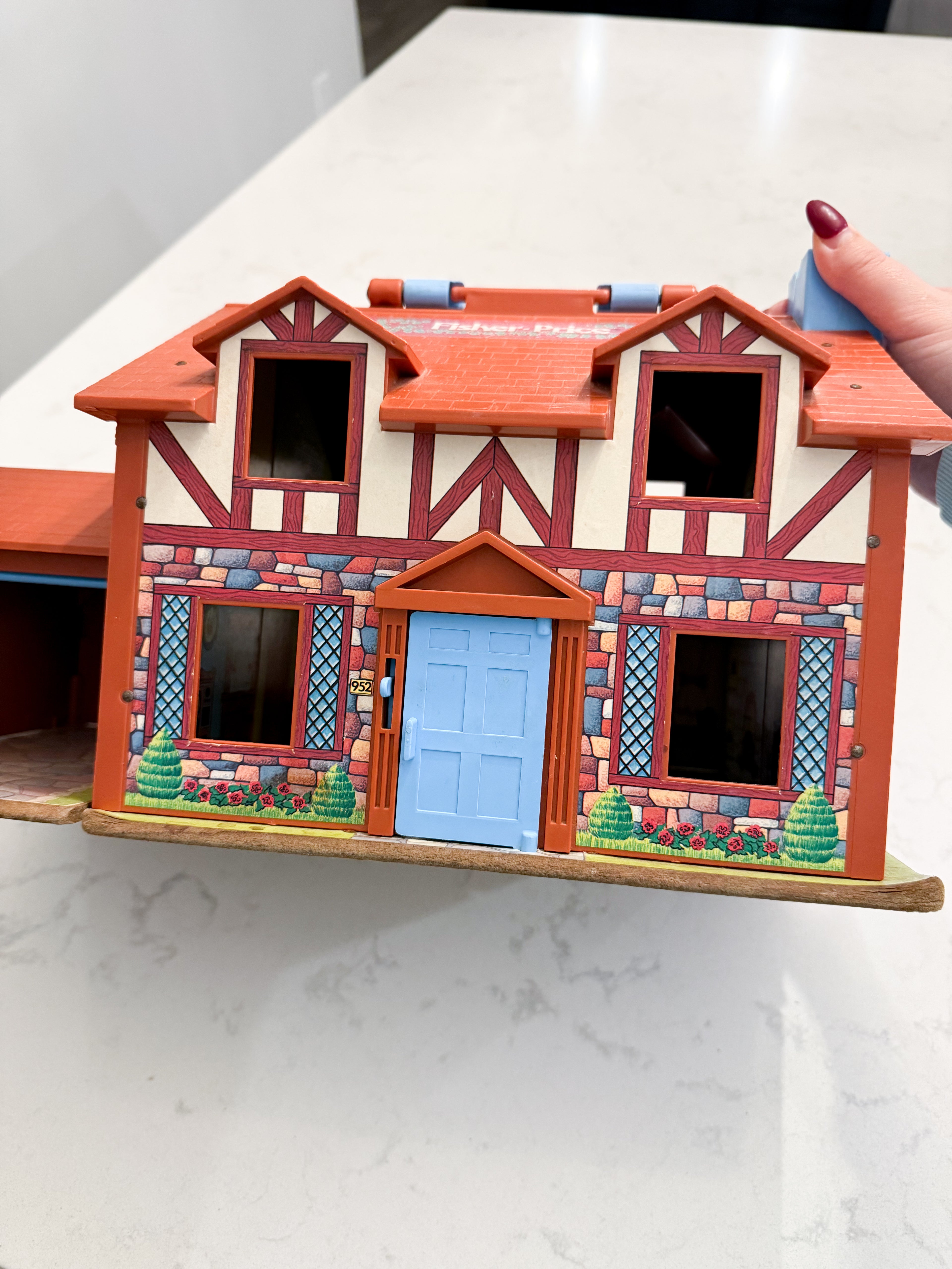 *Vintage* Fisher Price Tudor House circa 1979-1983- Play