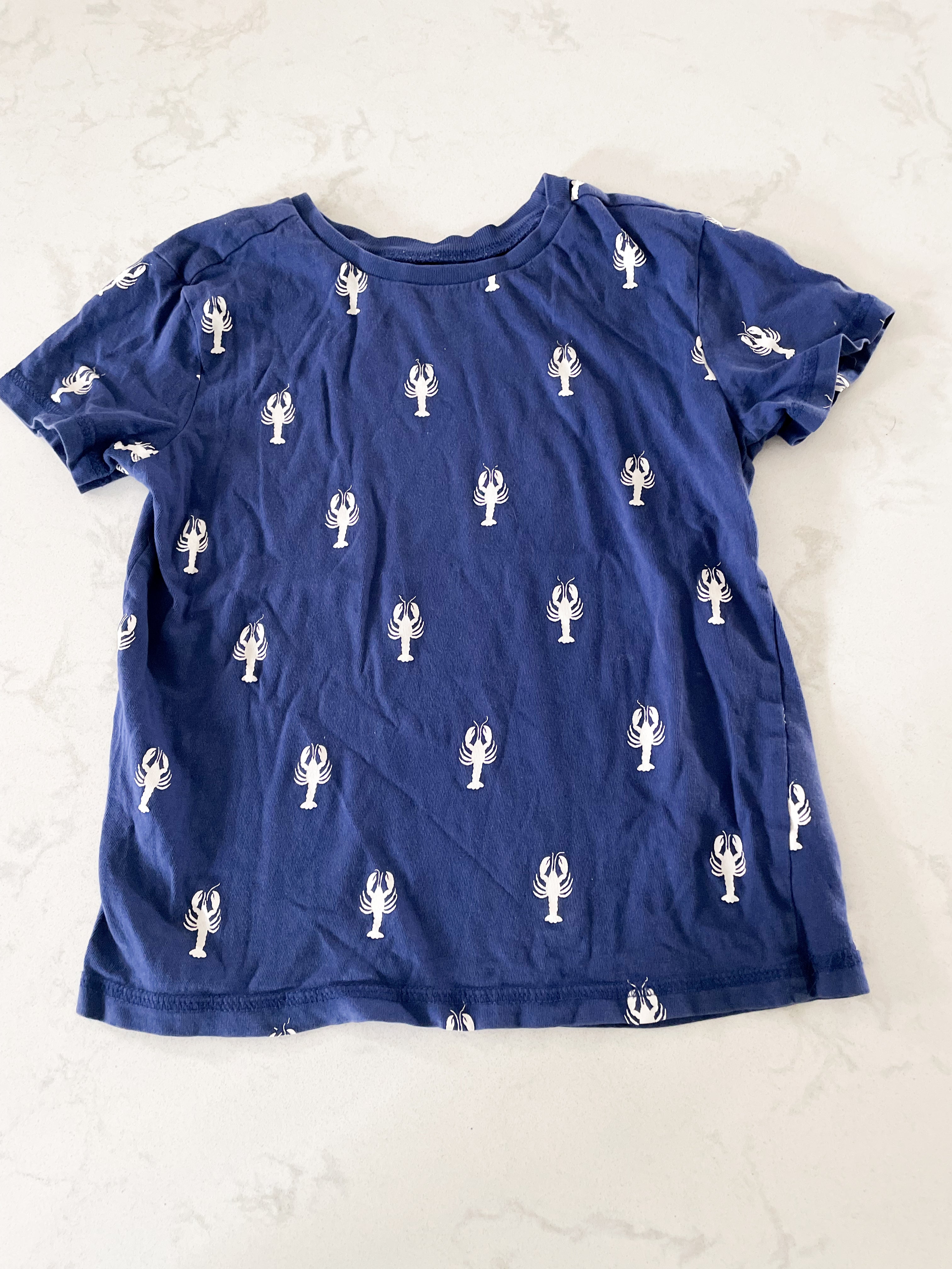 Hatley-3T-GUC- blue t shirt with white lobster pattern