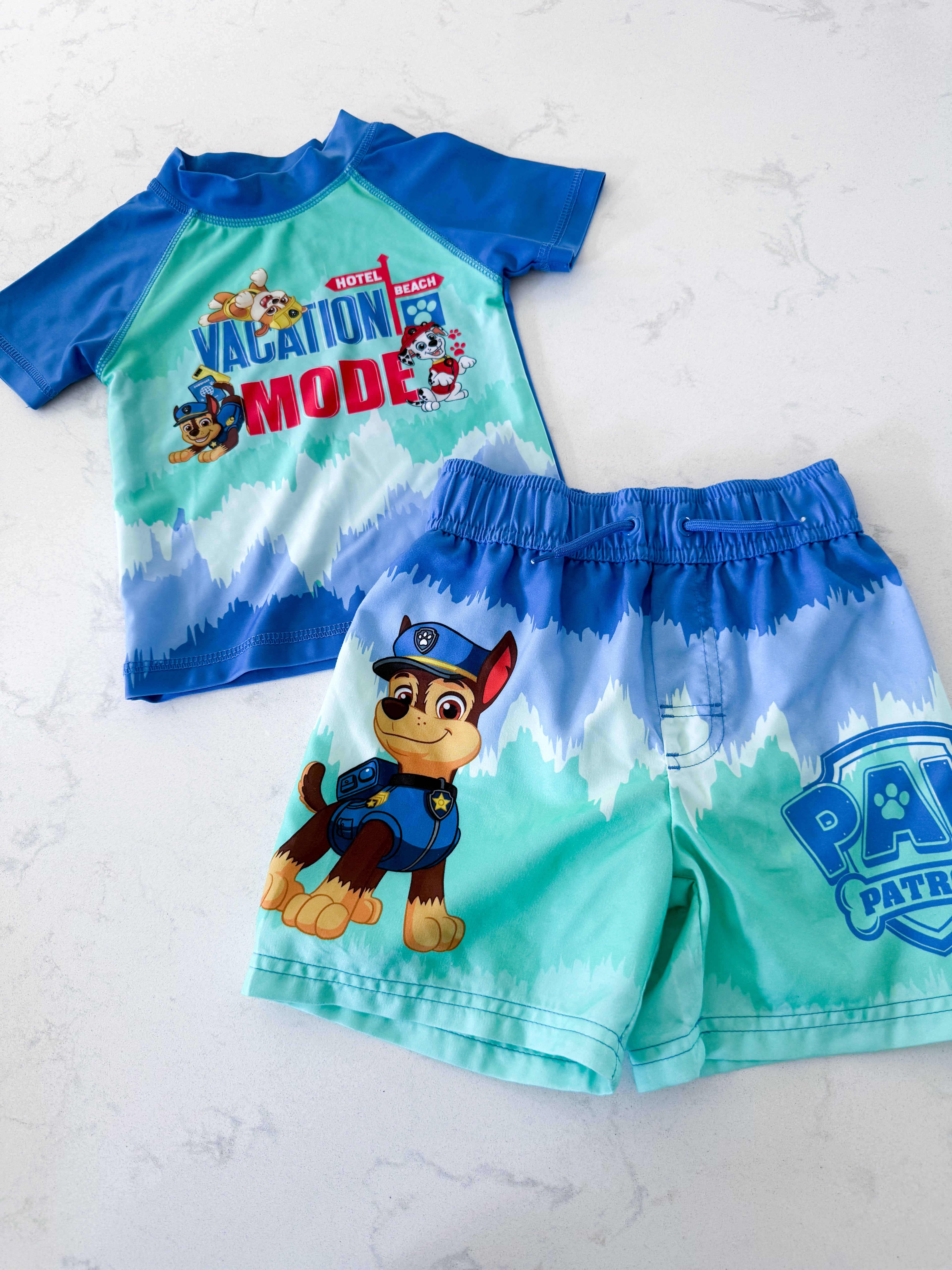 Nickelodeon- 3T- VGUC- paw patrol swim suit