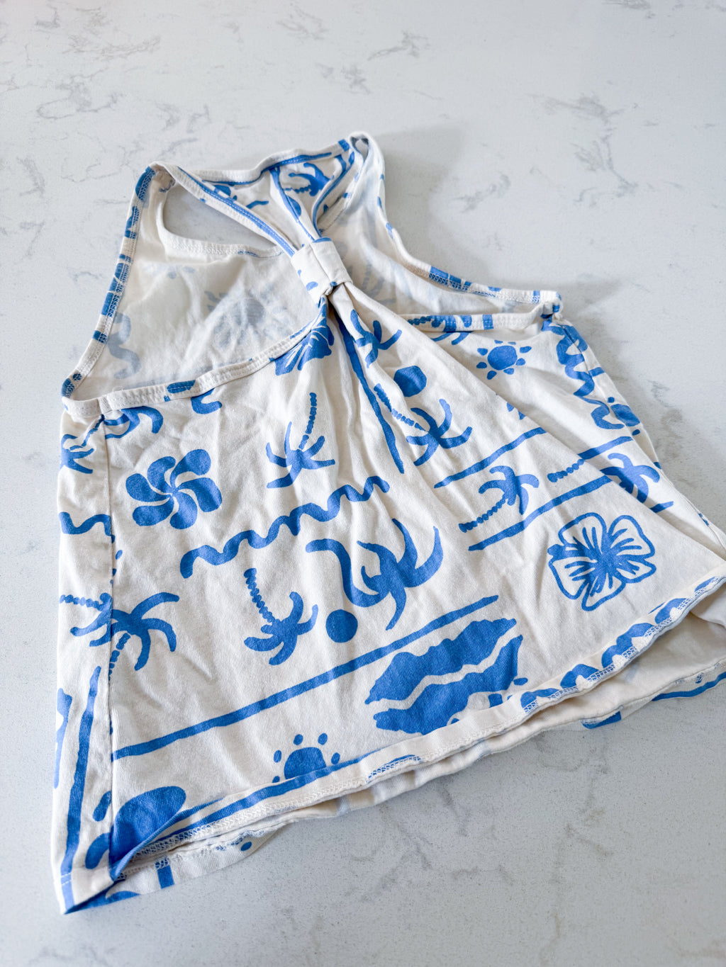 Zara- 8-9Y- VGUC- cream coloured tank with blue ocean graphics