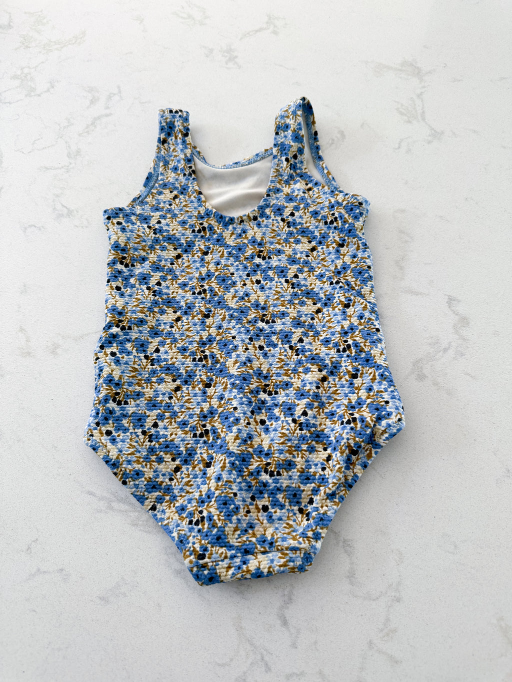H&M- 2T- VGUC- textured tiny blue floral one piece bathing suit