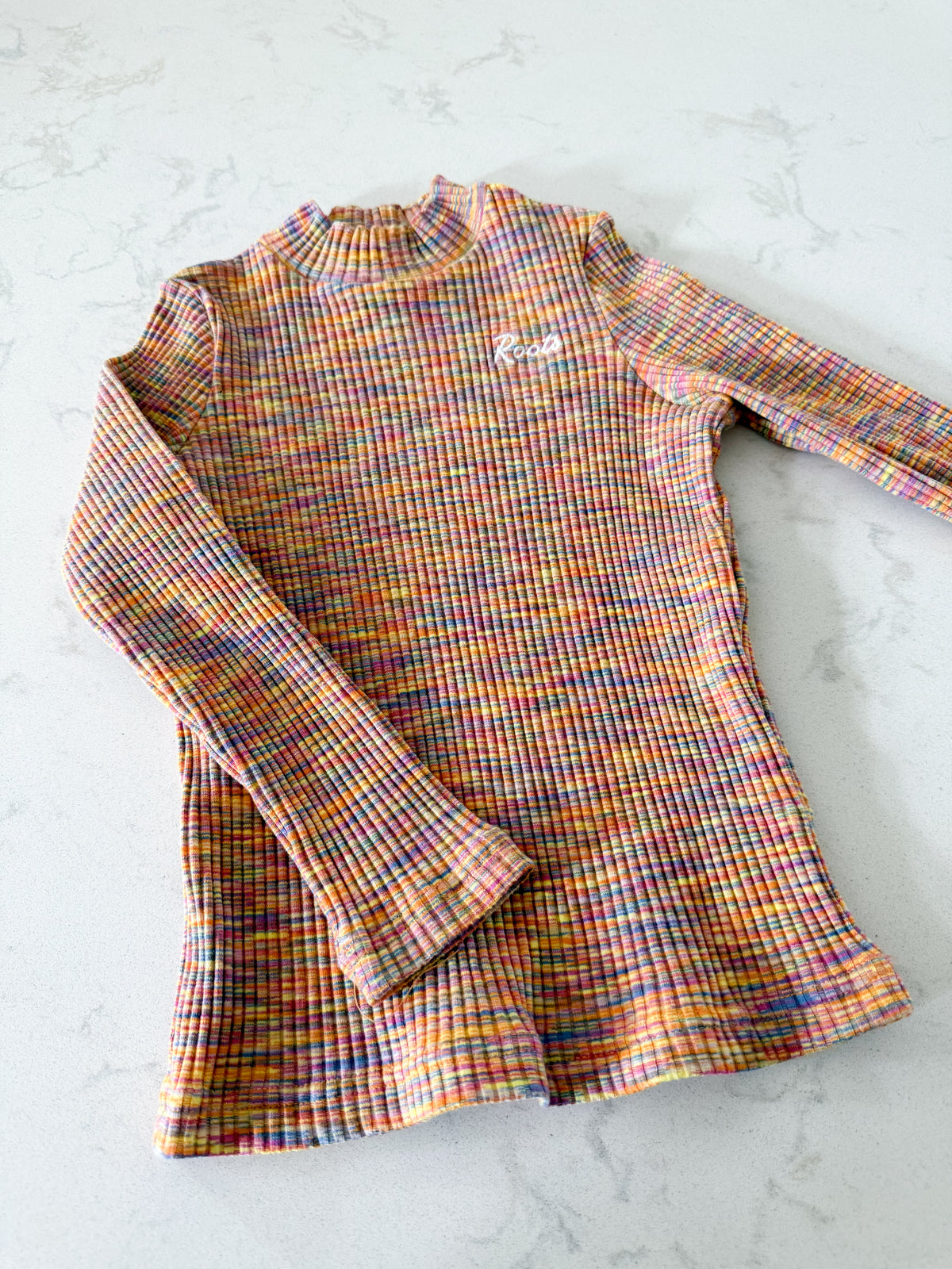 Roots- 4T- VGUC- ribbed multicoloured long sleeve high collar shirt with embroidered Roots logo