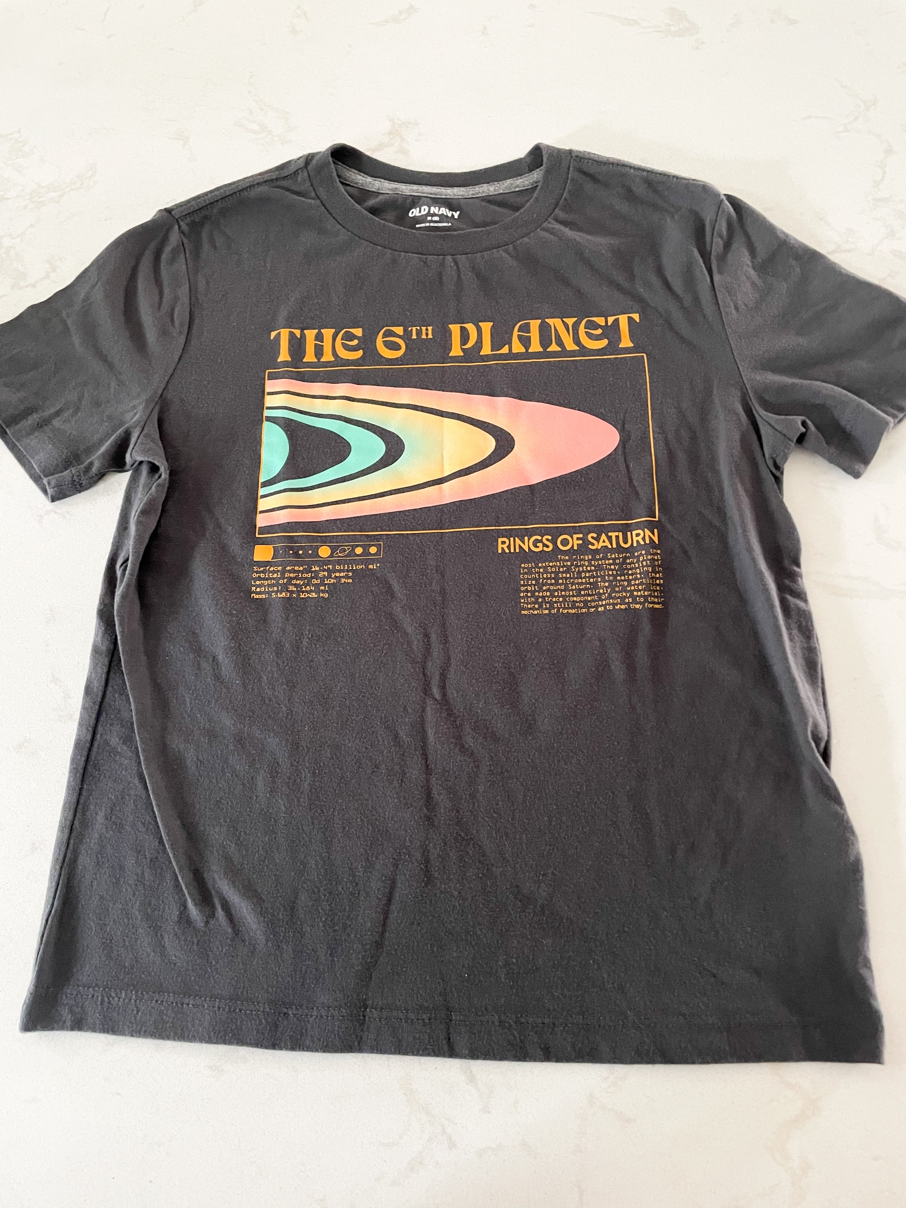 Old Navy-8Y-GUC- dark grey t shirt with space graphic