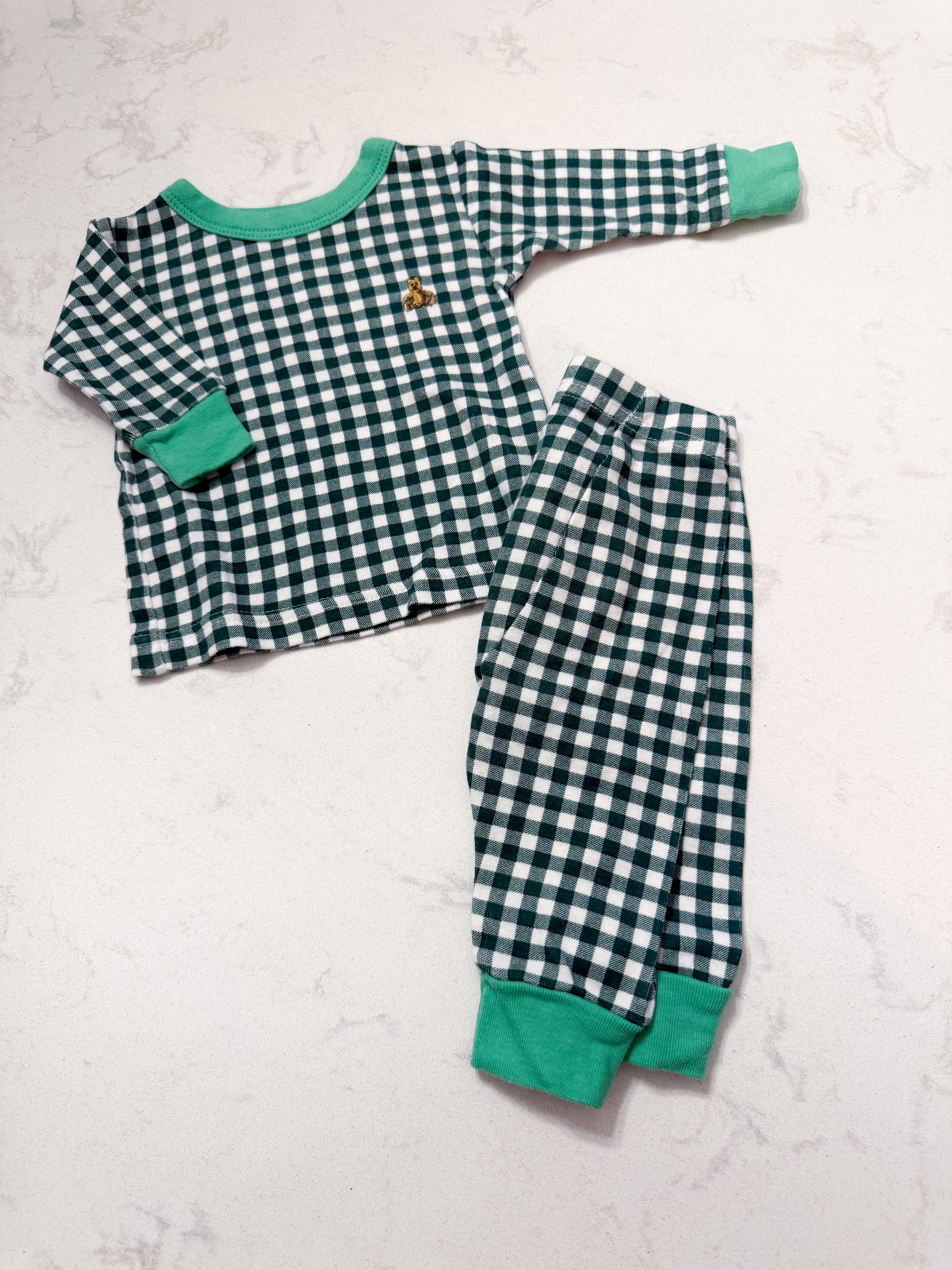 Gap- 0-3m- green and white checkered pajamas