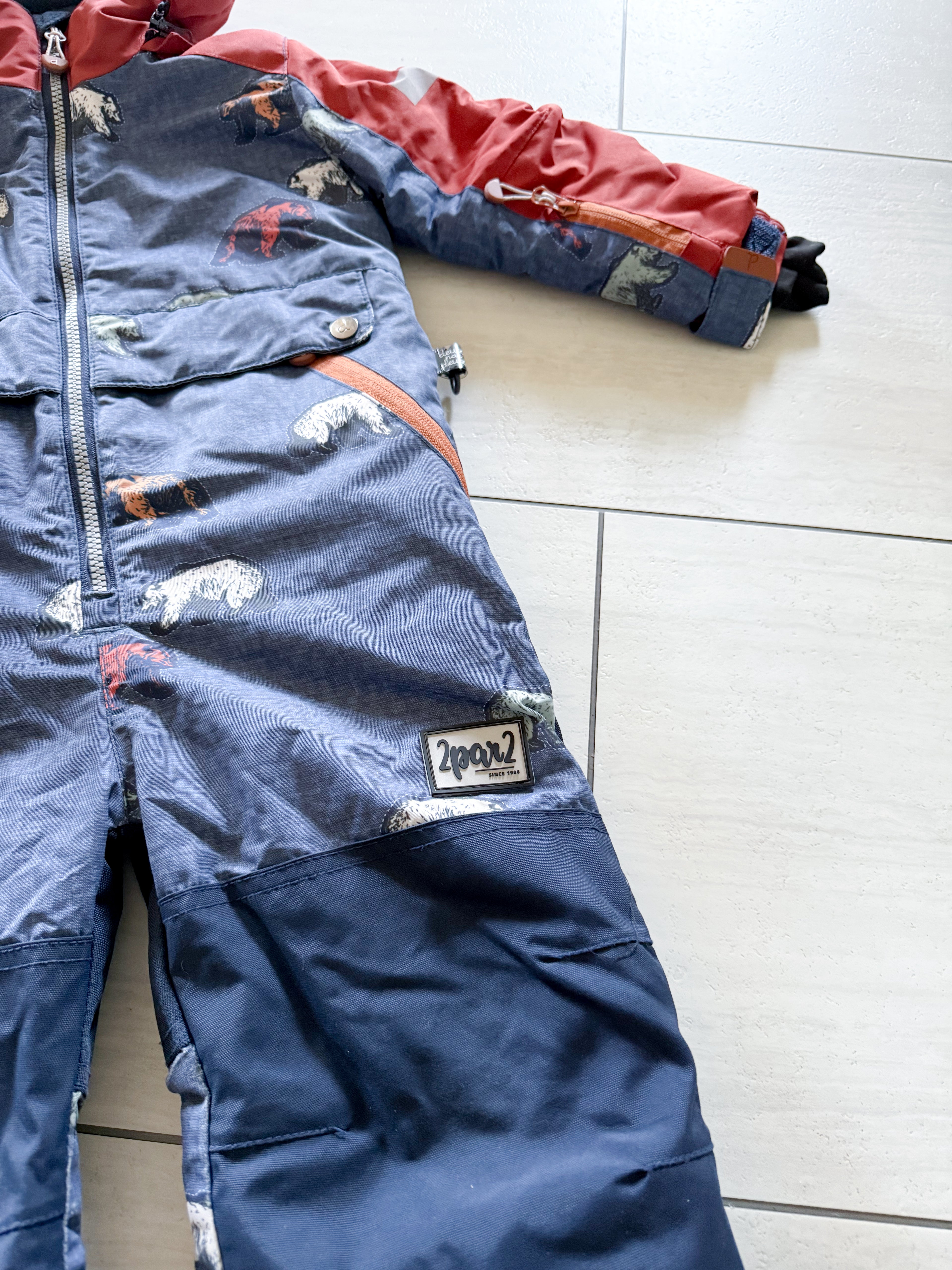 Deux Par Deux- 3T- VGUC- rust brown and blue snow suit with bears