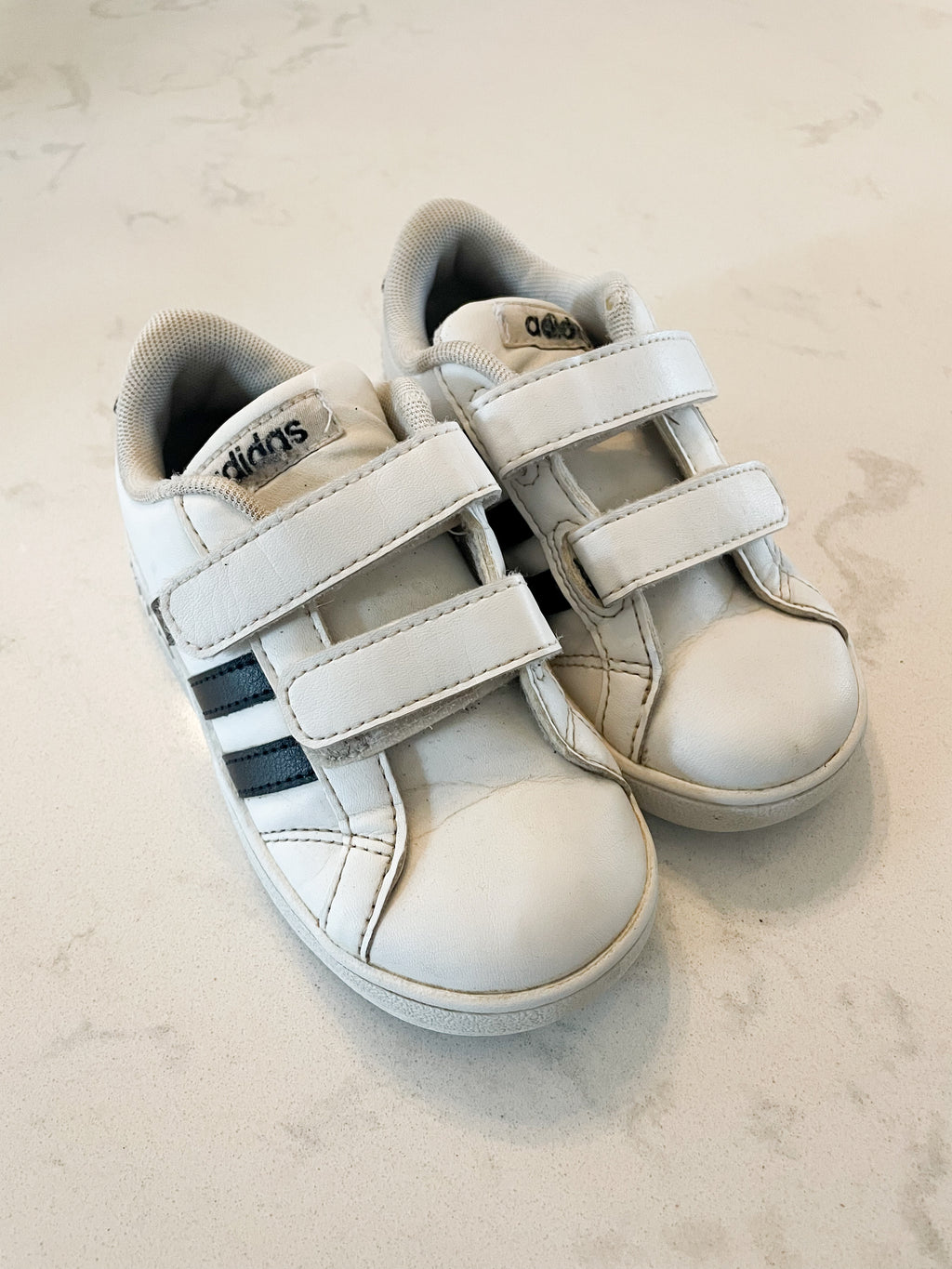 Adidas-8C-PLAY- White velcro shoes with black stripes