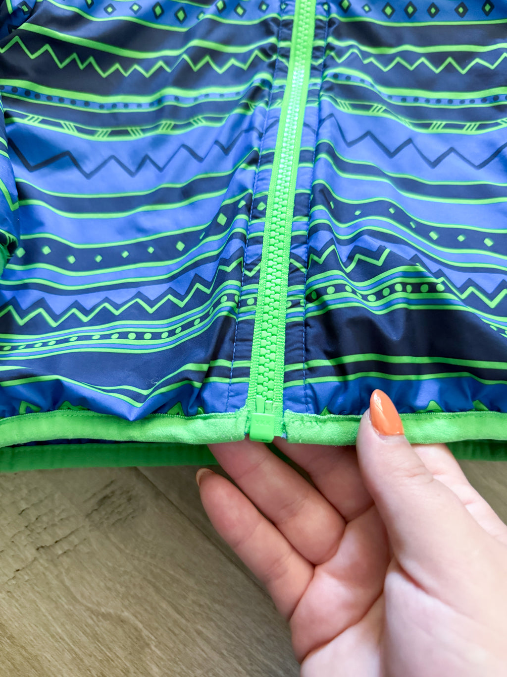 The North Face- 2T- VGUC- reversible blue thin quilted jacket with neon green accents
