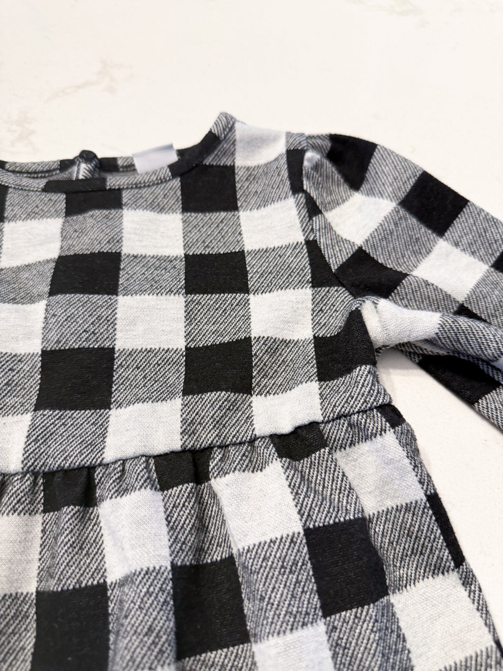 Old Navy- 2T- VGUC- black and white checkered dress