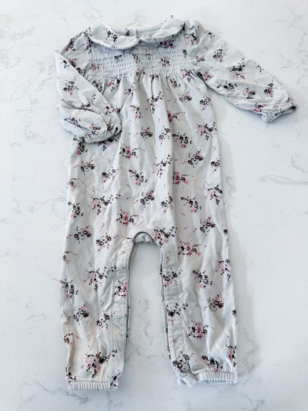 Gap- 12-18m- GUC- greyish white romper with brown and pink florals and collar