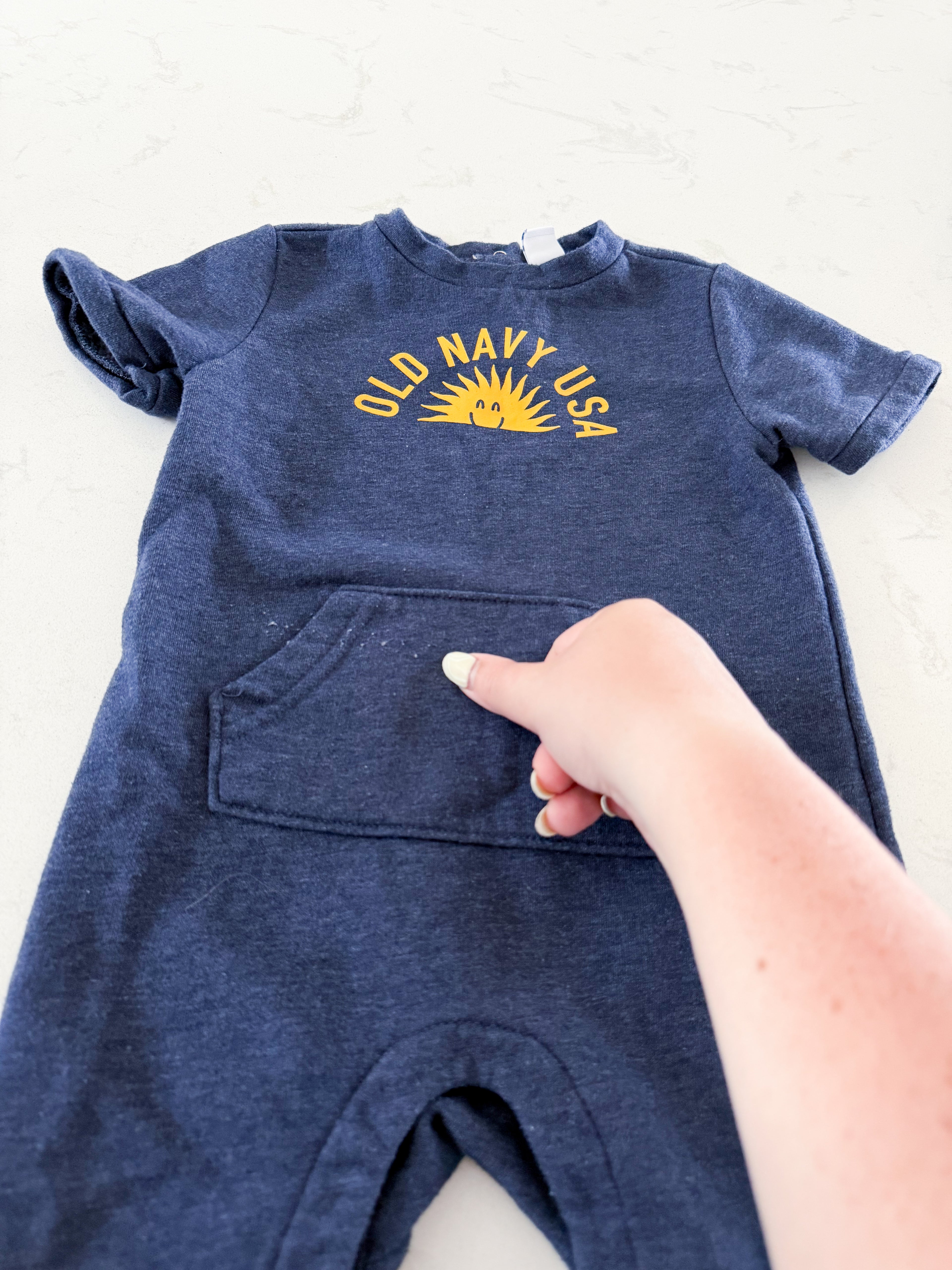 Old Navy- 18-24m- GUC- navy blue sweater romper short sleeve with sun