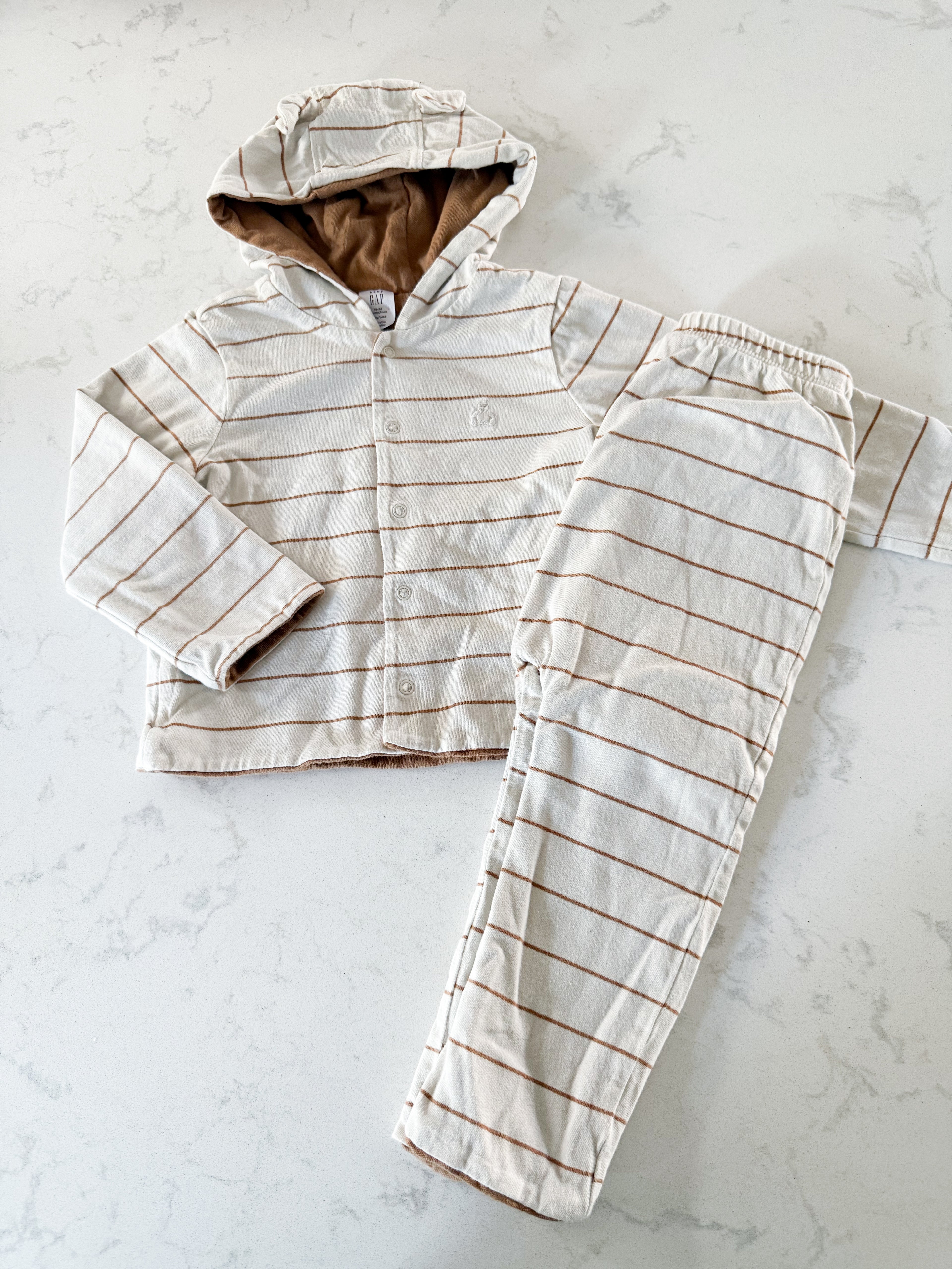Gap- 18-24m- GUC- cream coloured two piece set with thin brown stripes