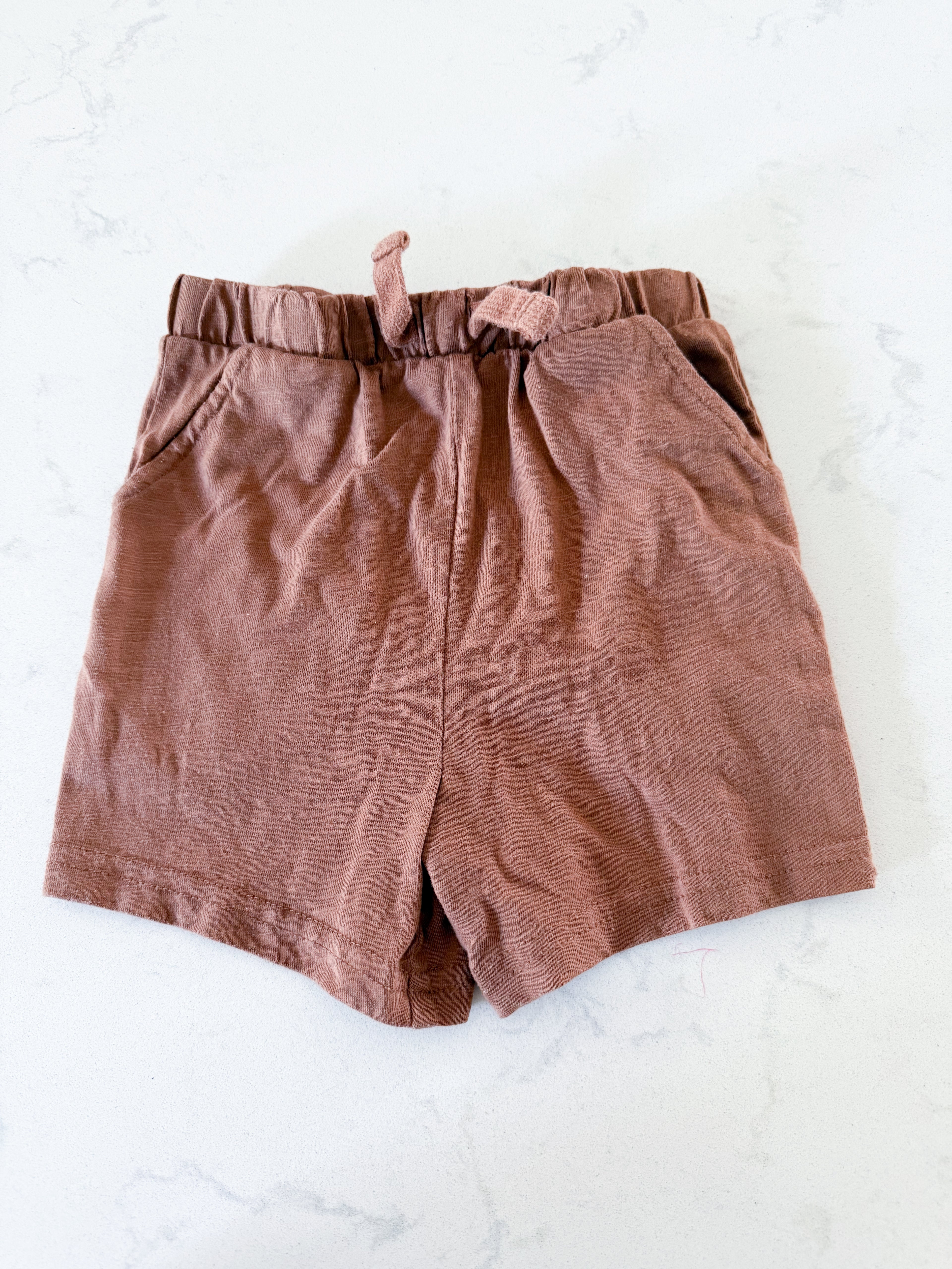George- 18-24m- GUC- brown shorts
