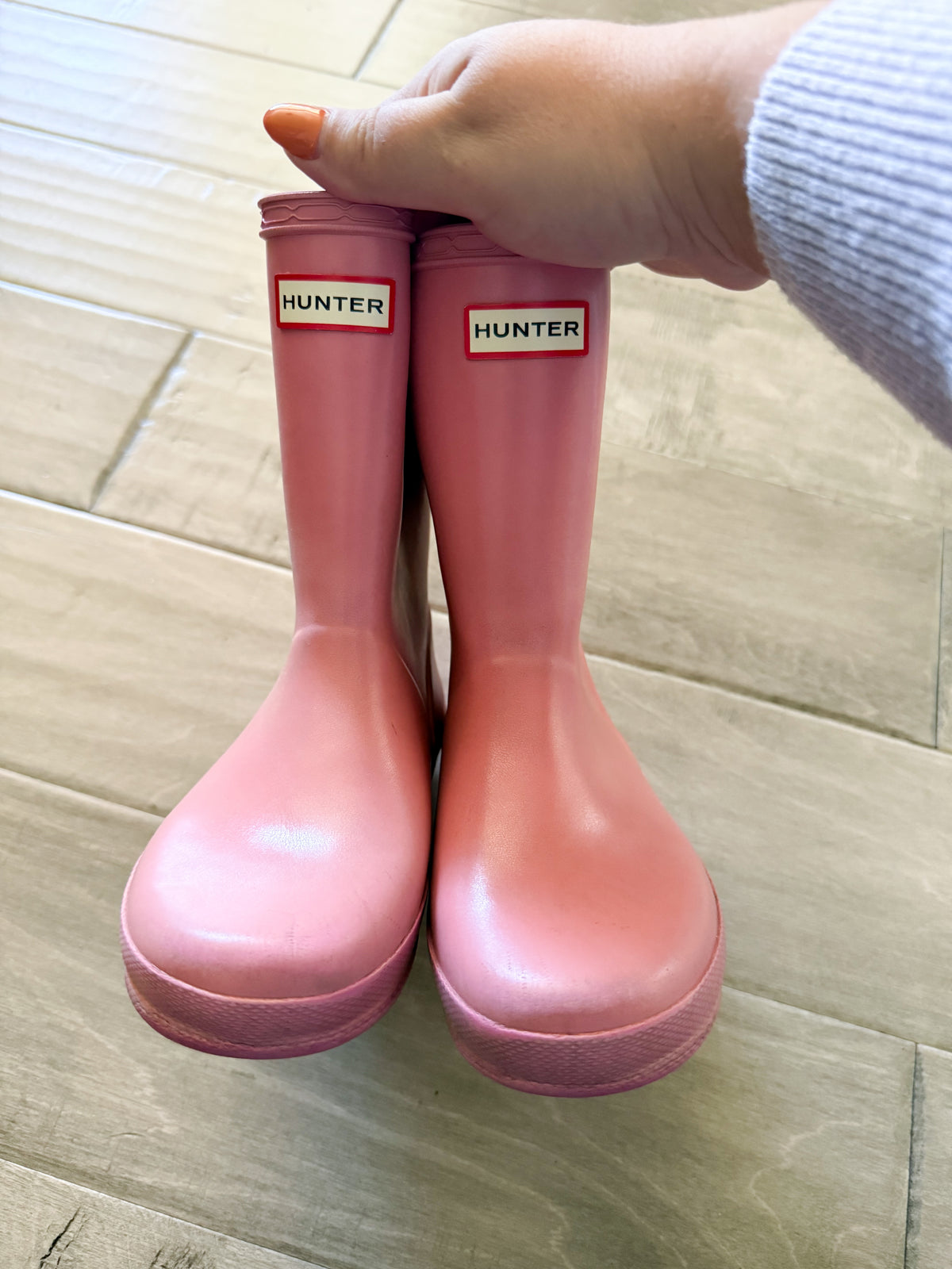 Hunter- 11C- GUC- pink rubber boots with Hunter logo