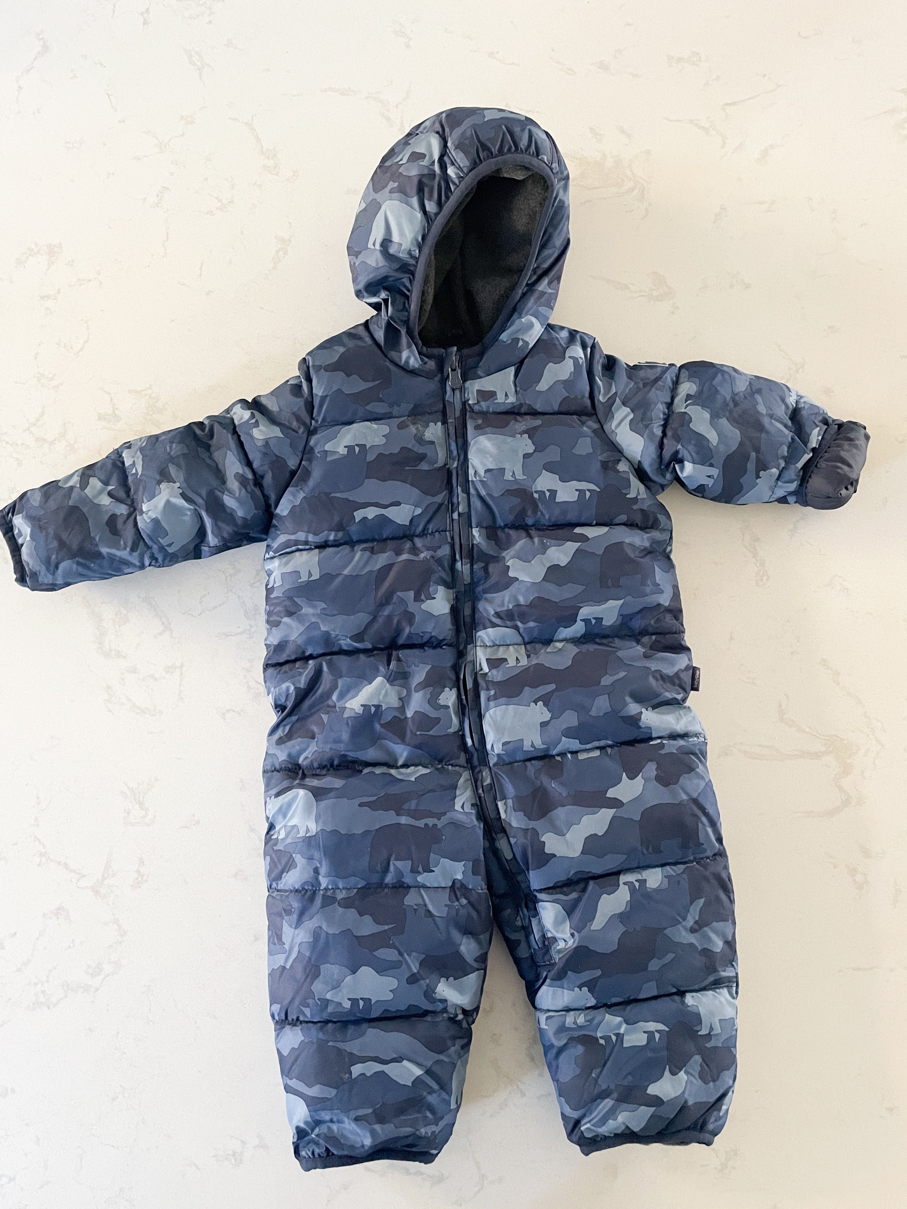 Gap- 6-12m- VGUC- blue camo bear snowsuit