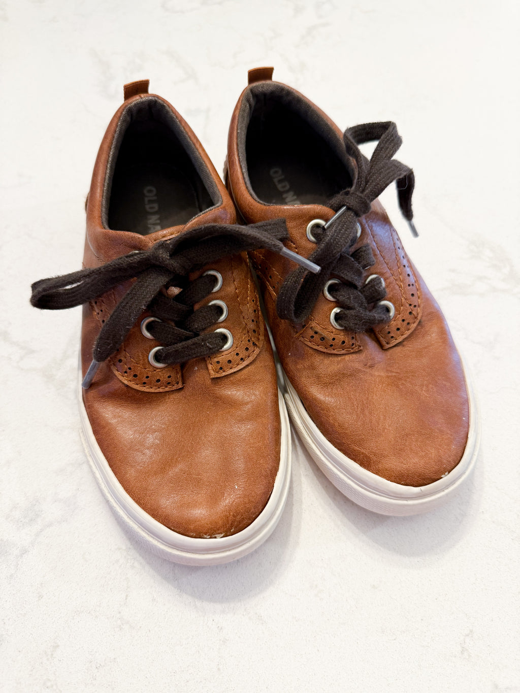 Old Navy- 12C- PLAY- medium brown leather like shoes with dark brown laces
