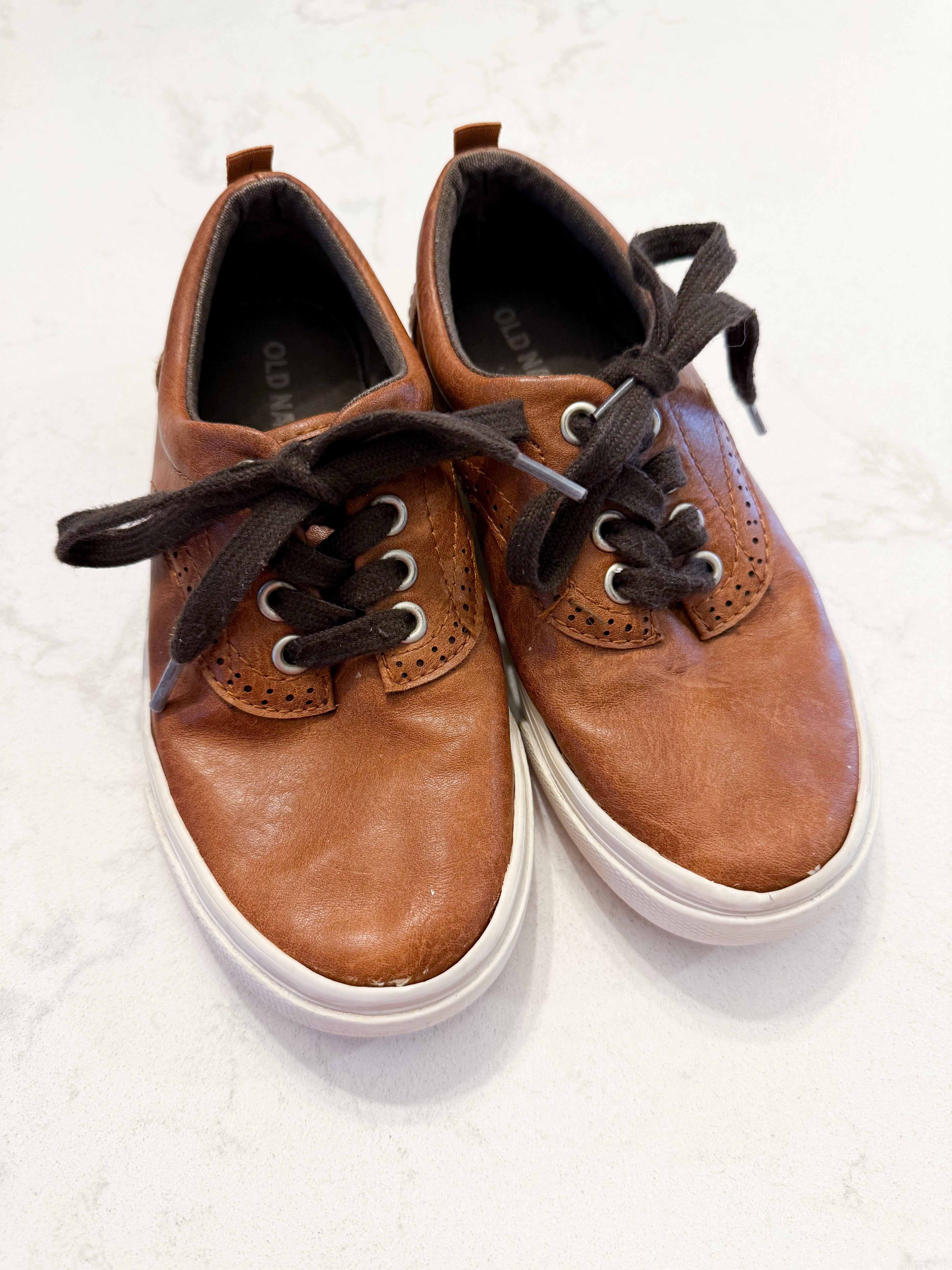 Old Navy- 12C- PLAY- medium brown leather like shoes with dark brown laces